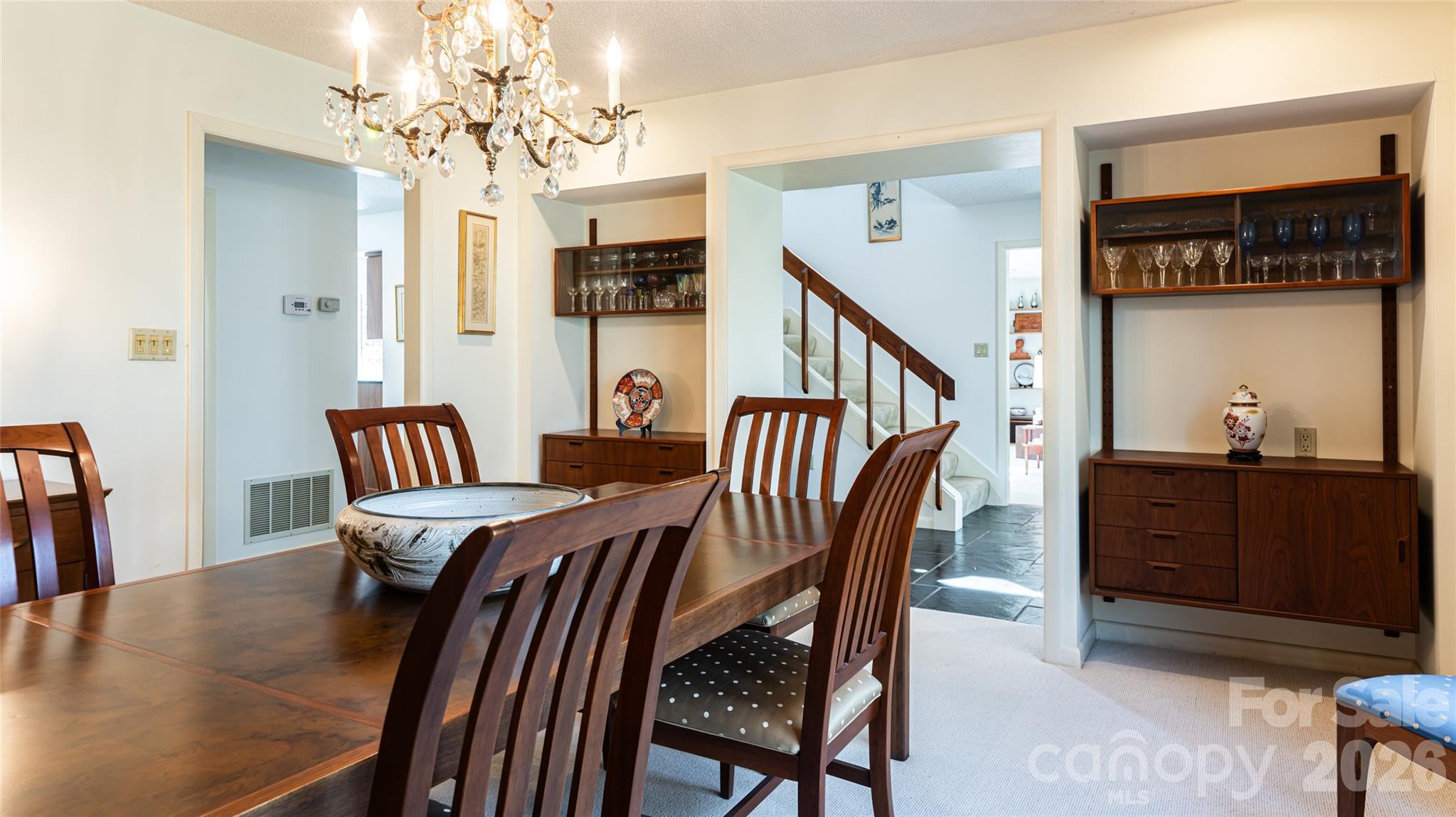 12 Stuyvesant Crescent