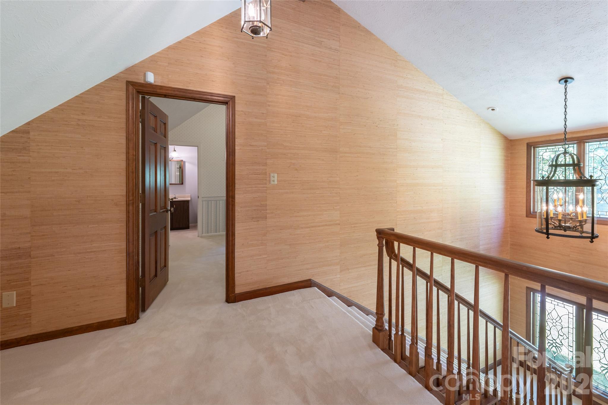 25 E Forest Road
