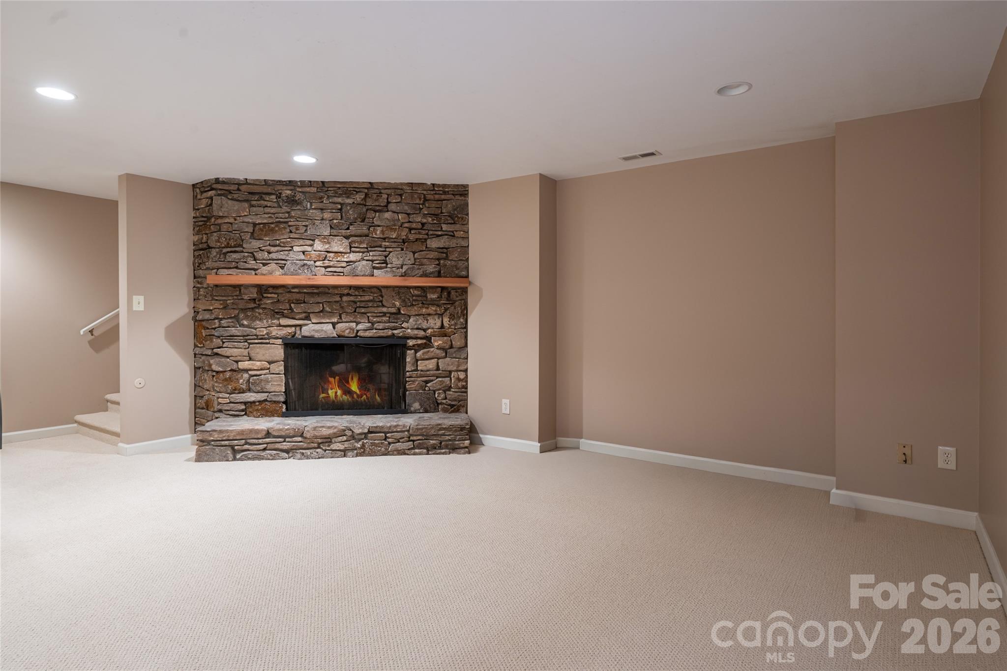 25 E Forest Road