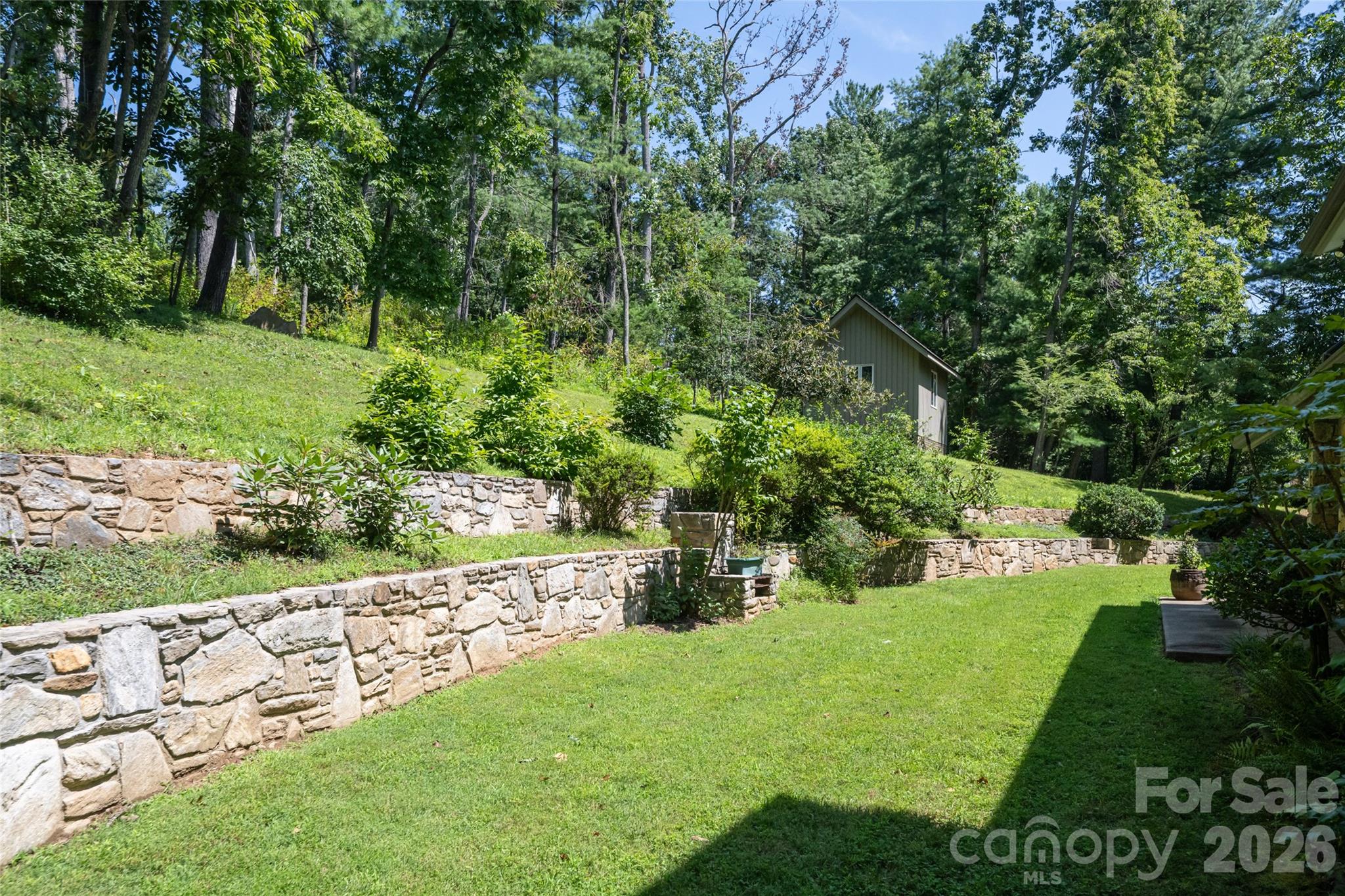 25 E Forest Road