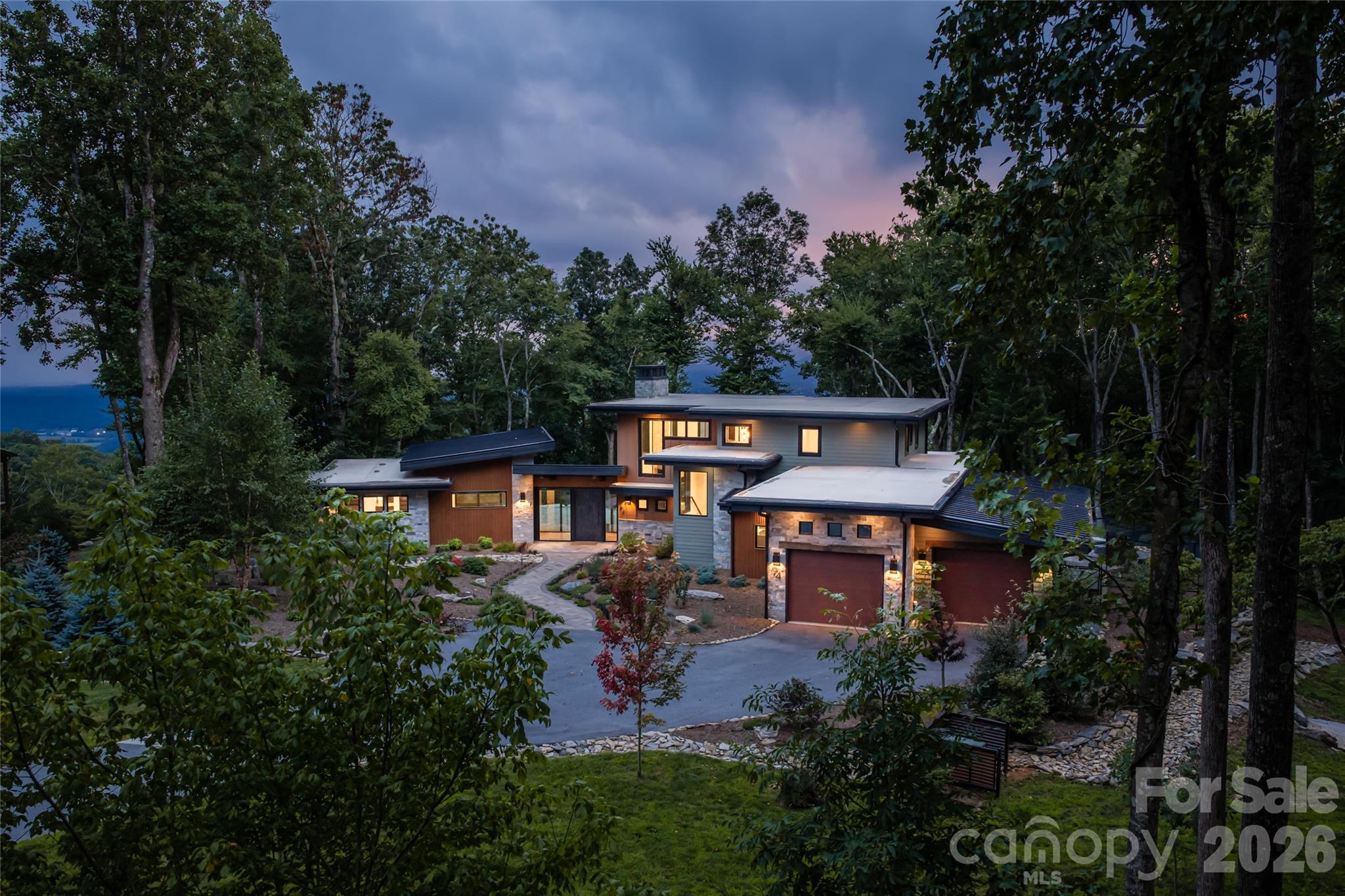 94 Laurel Ledge Way