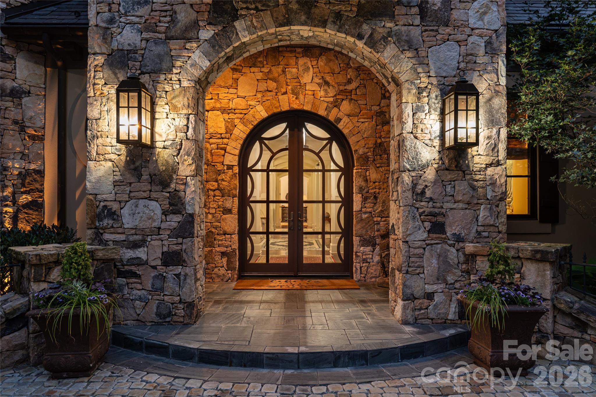 204 Secluded Hills Lane