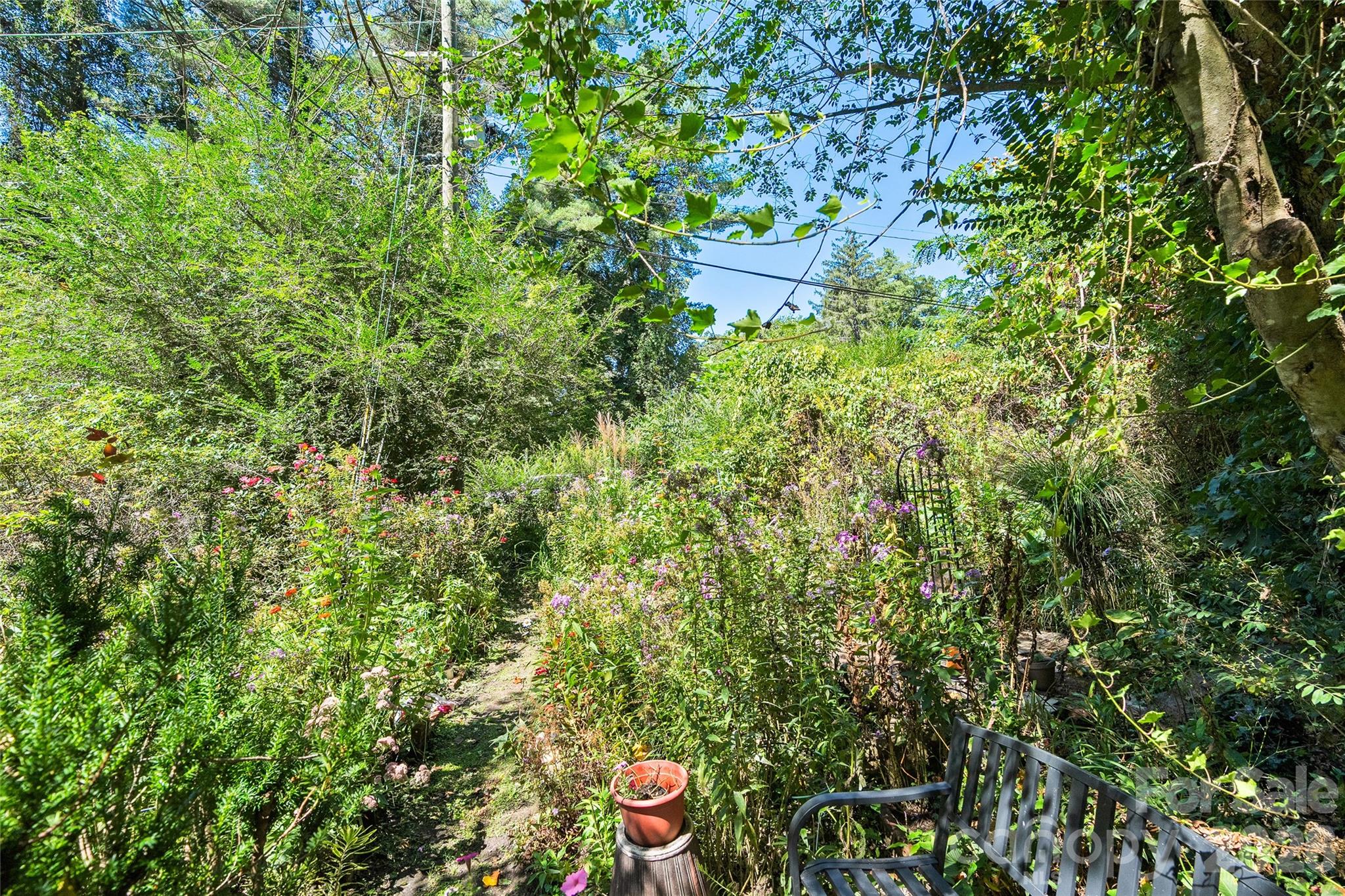 185 Macon Avenue Unit: A2