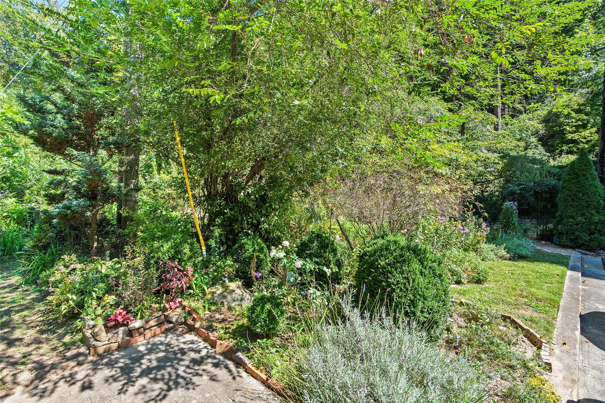 185 Macon Avenue Unit: A2
