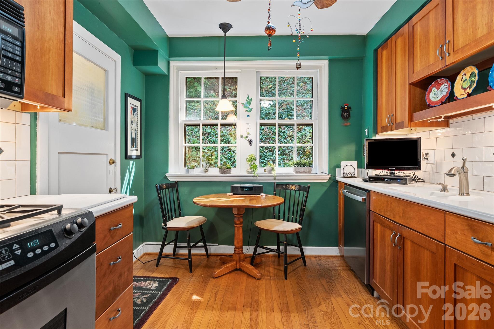 185 Macon Avenue Unit: A2