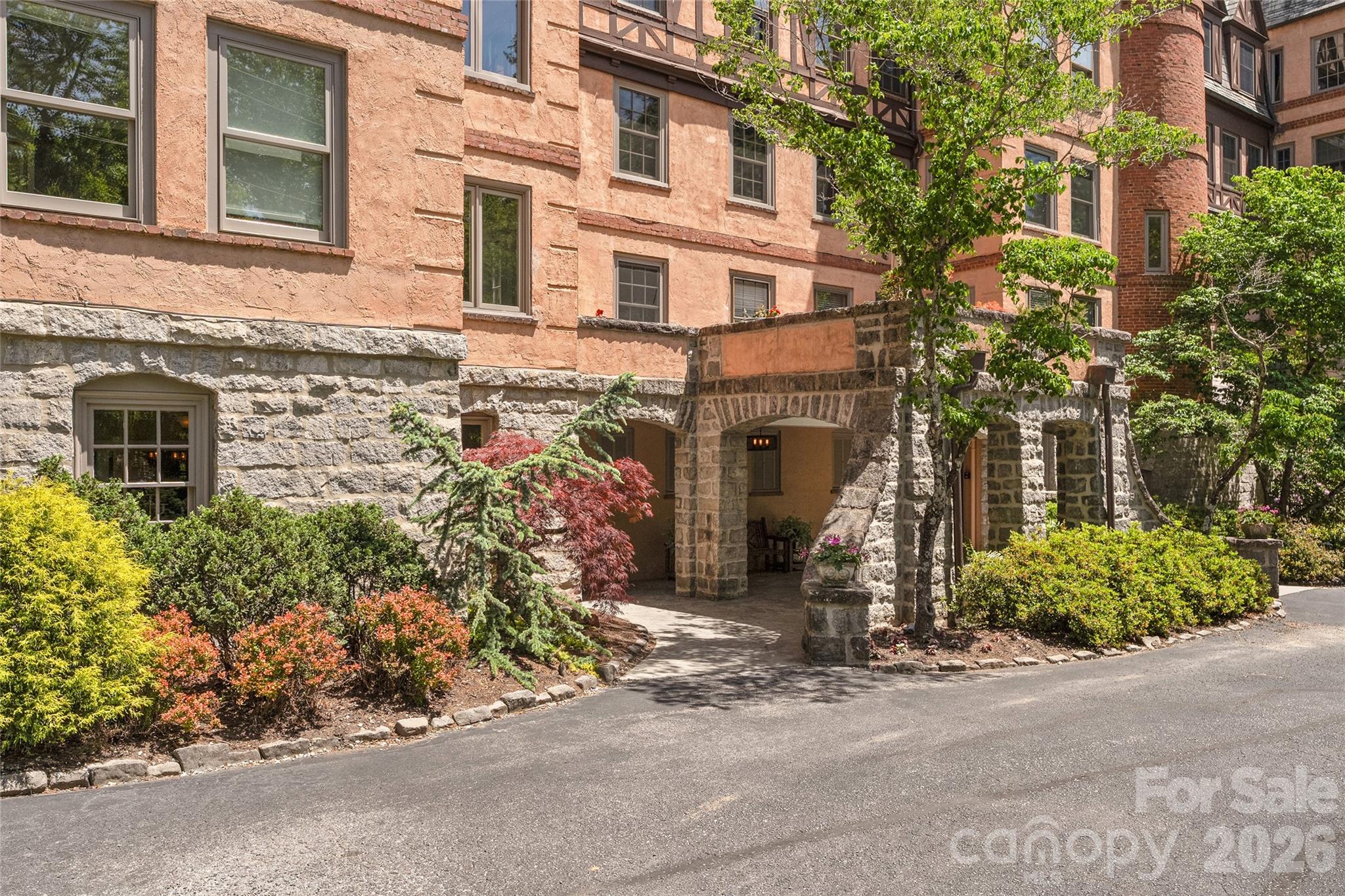 185 Macon Avenue Unit: A2