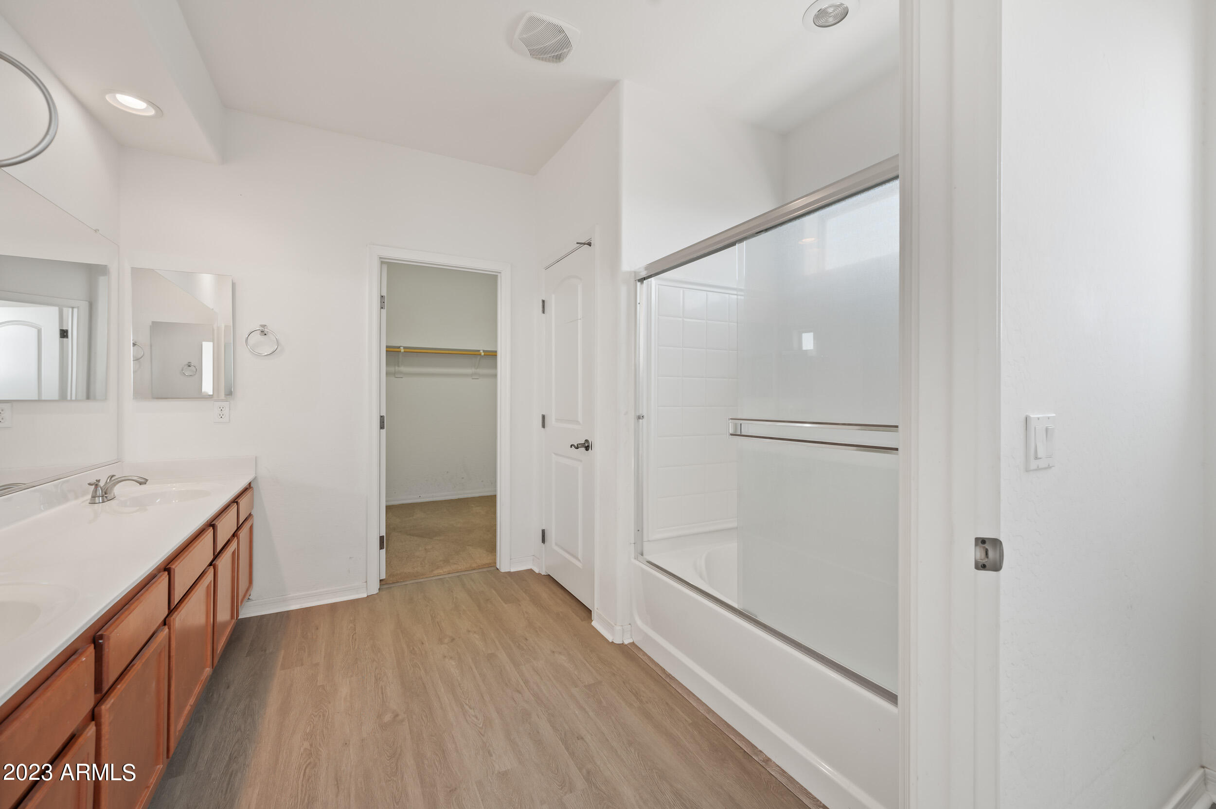 1013 W Kachina Drive