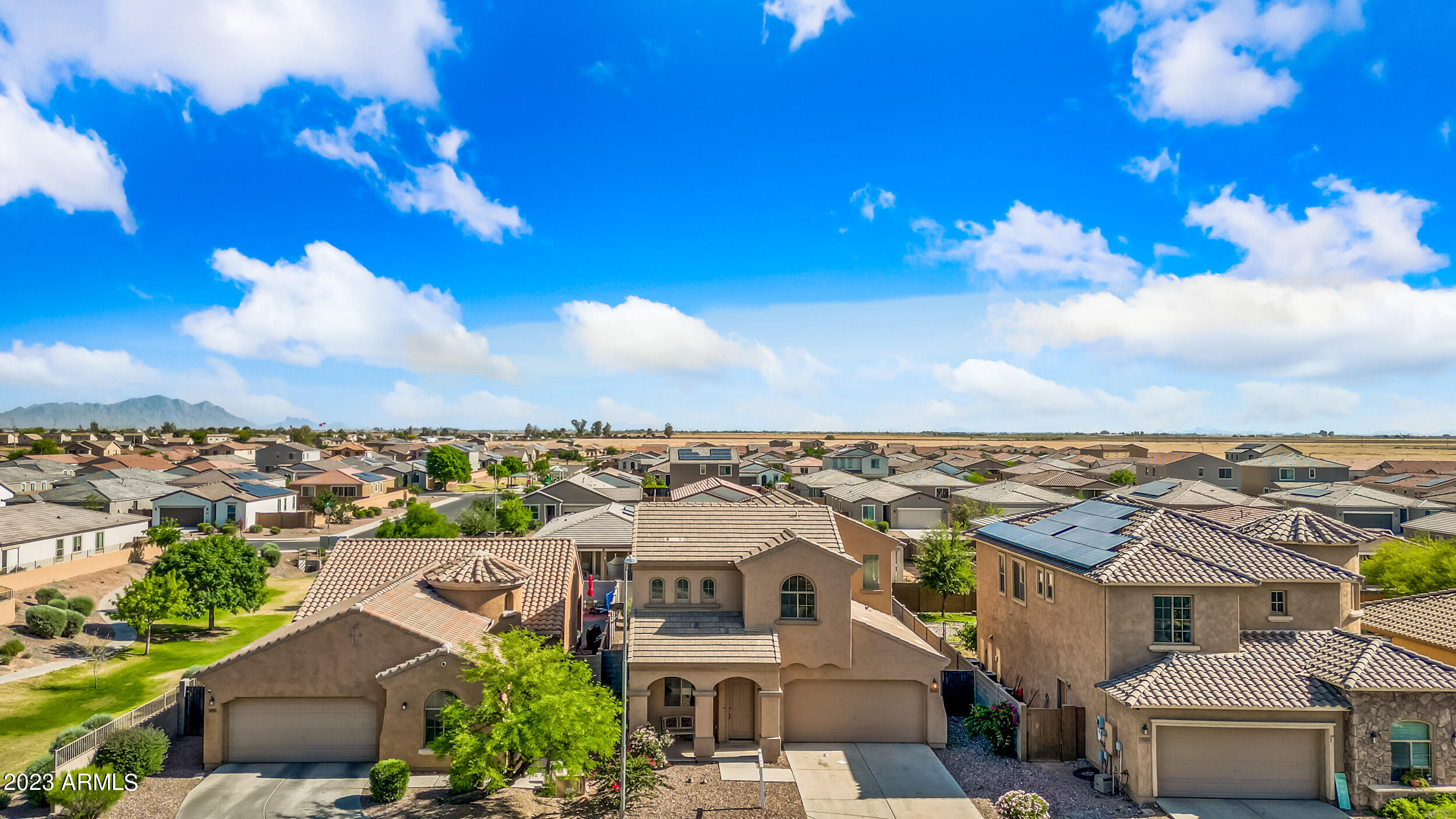 1013 W Kachina Drive