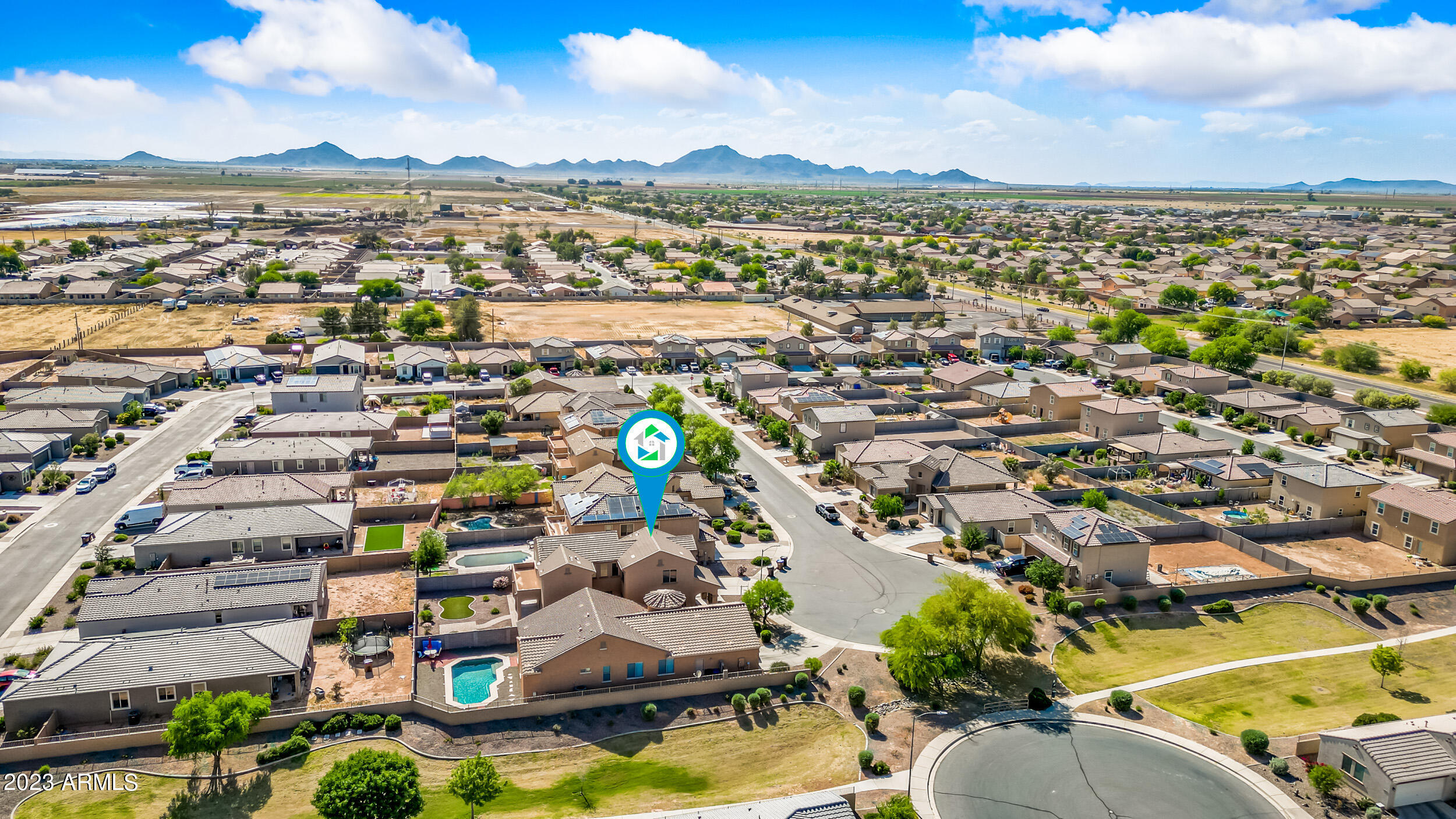 1013 W Kachina Drive