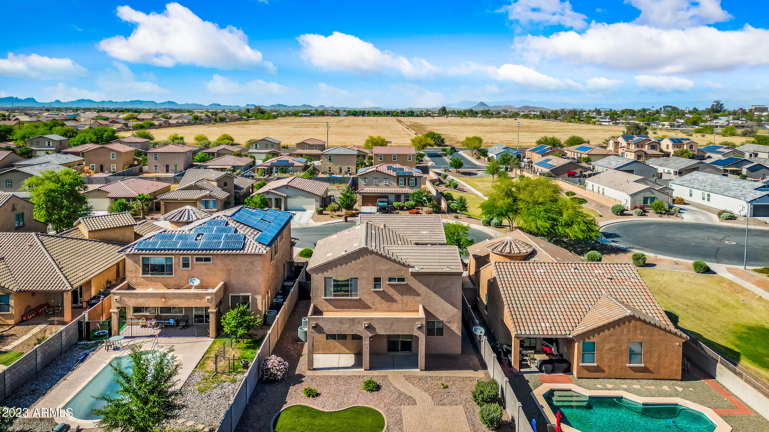 1013 W Kachina Drive