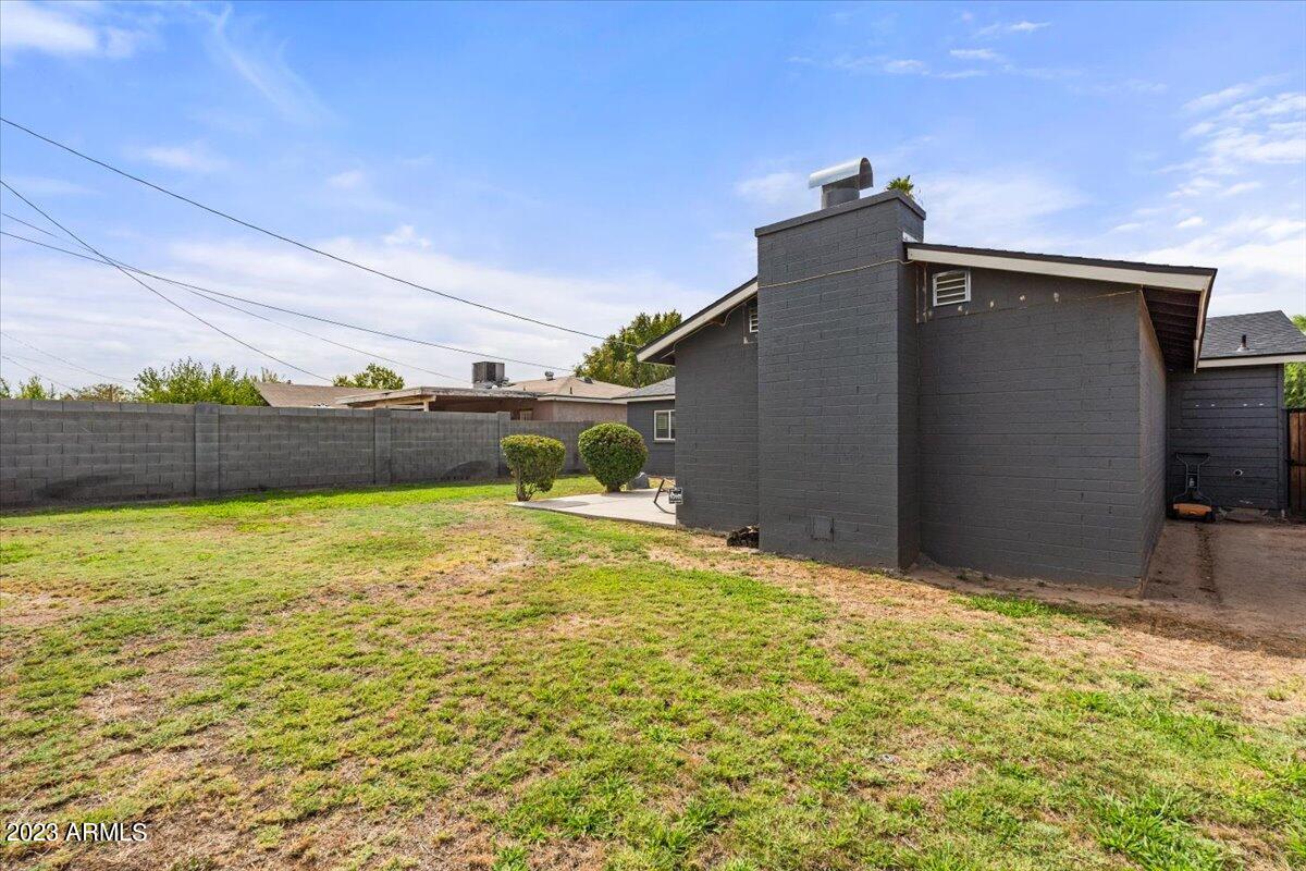 3618 E CORONADO Road