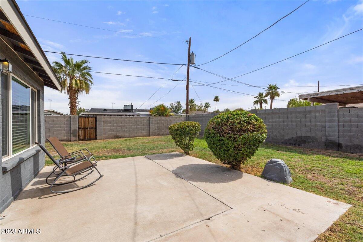 3618 E CORONADO Road
