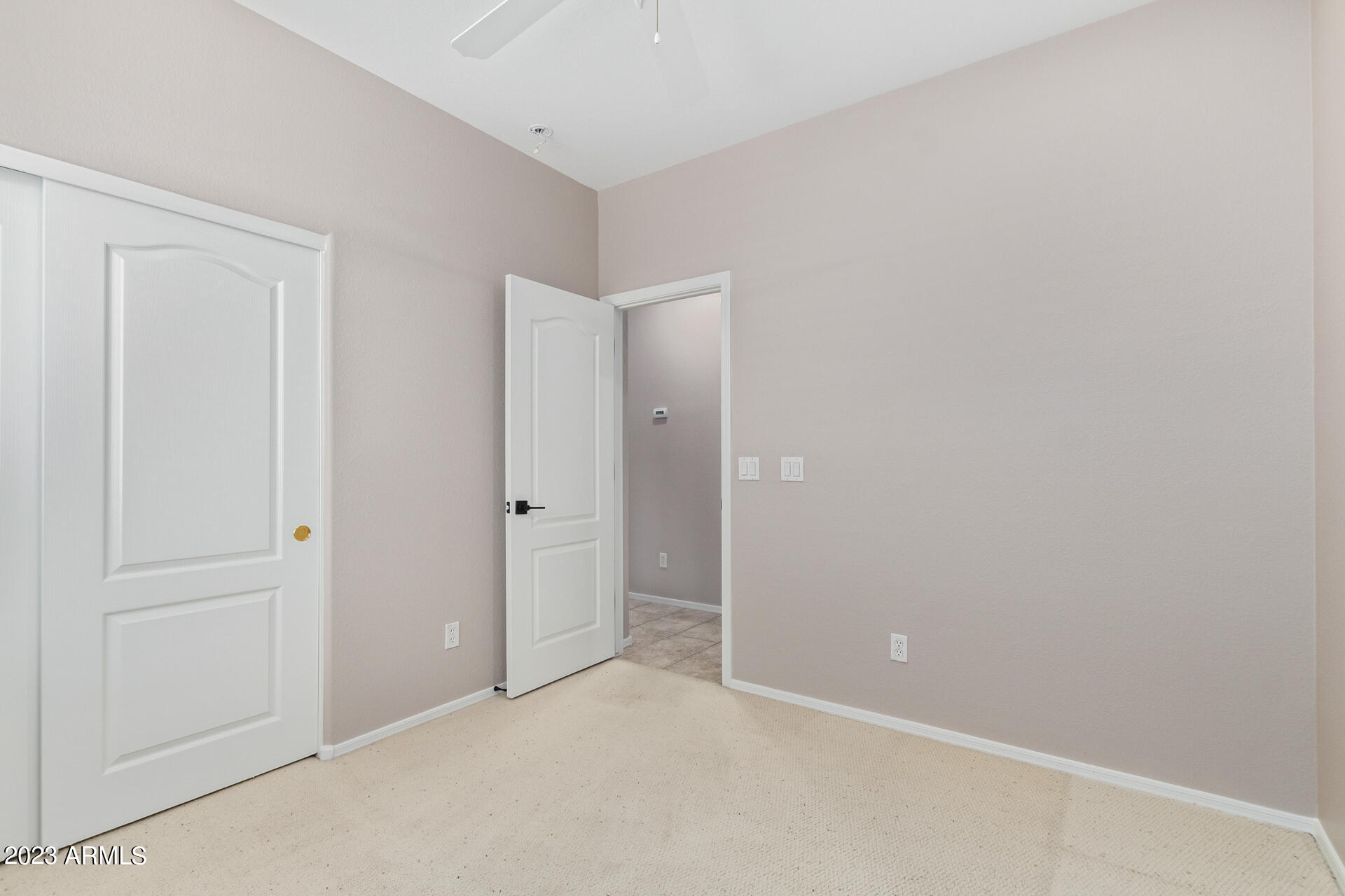 1634 W GLENHAVEN Drive