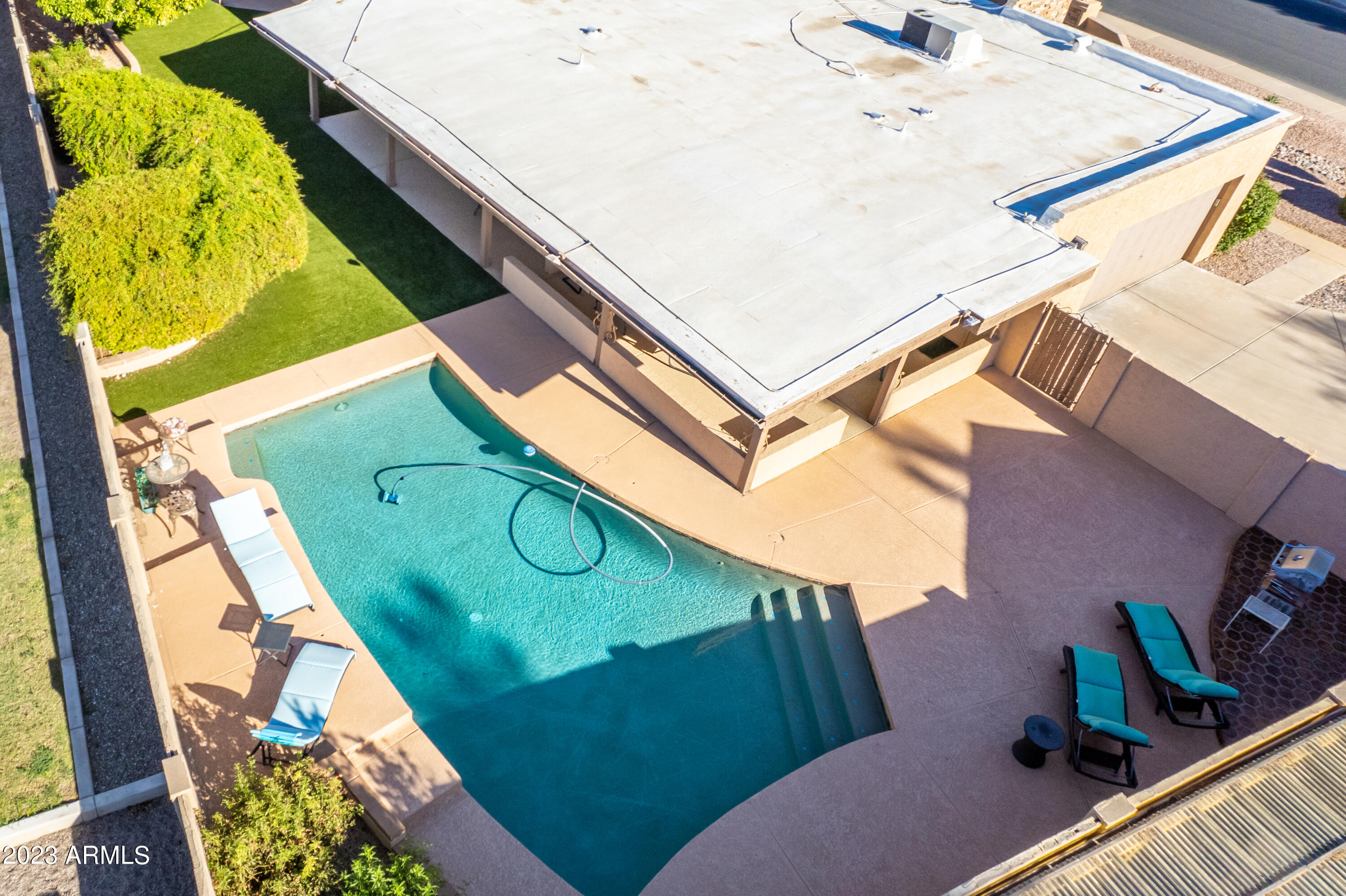 4920 E SHEENA Drive