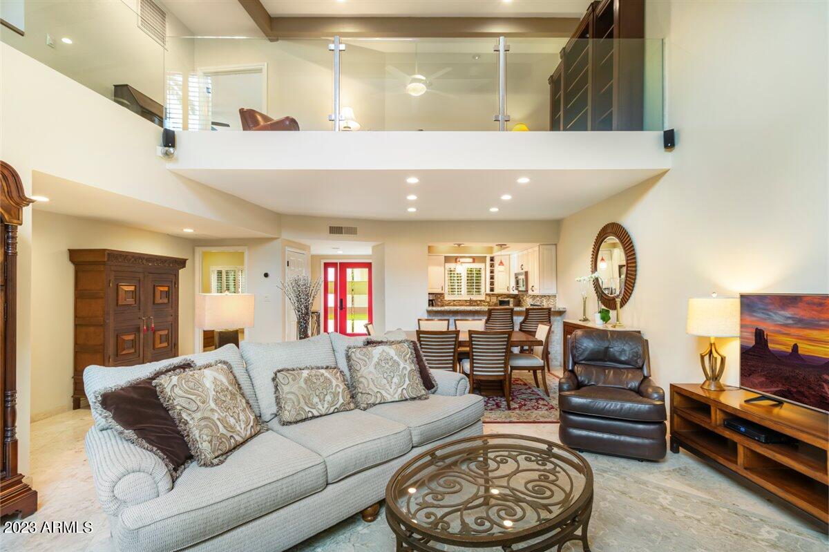 7209 E MCDONALD Drive # 15