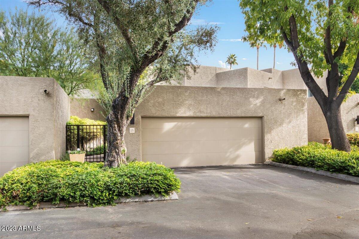 7209 E MCDONALD Drive # 15