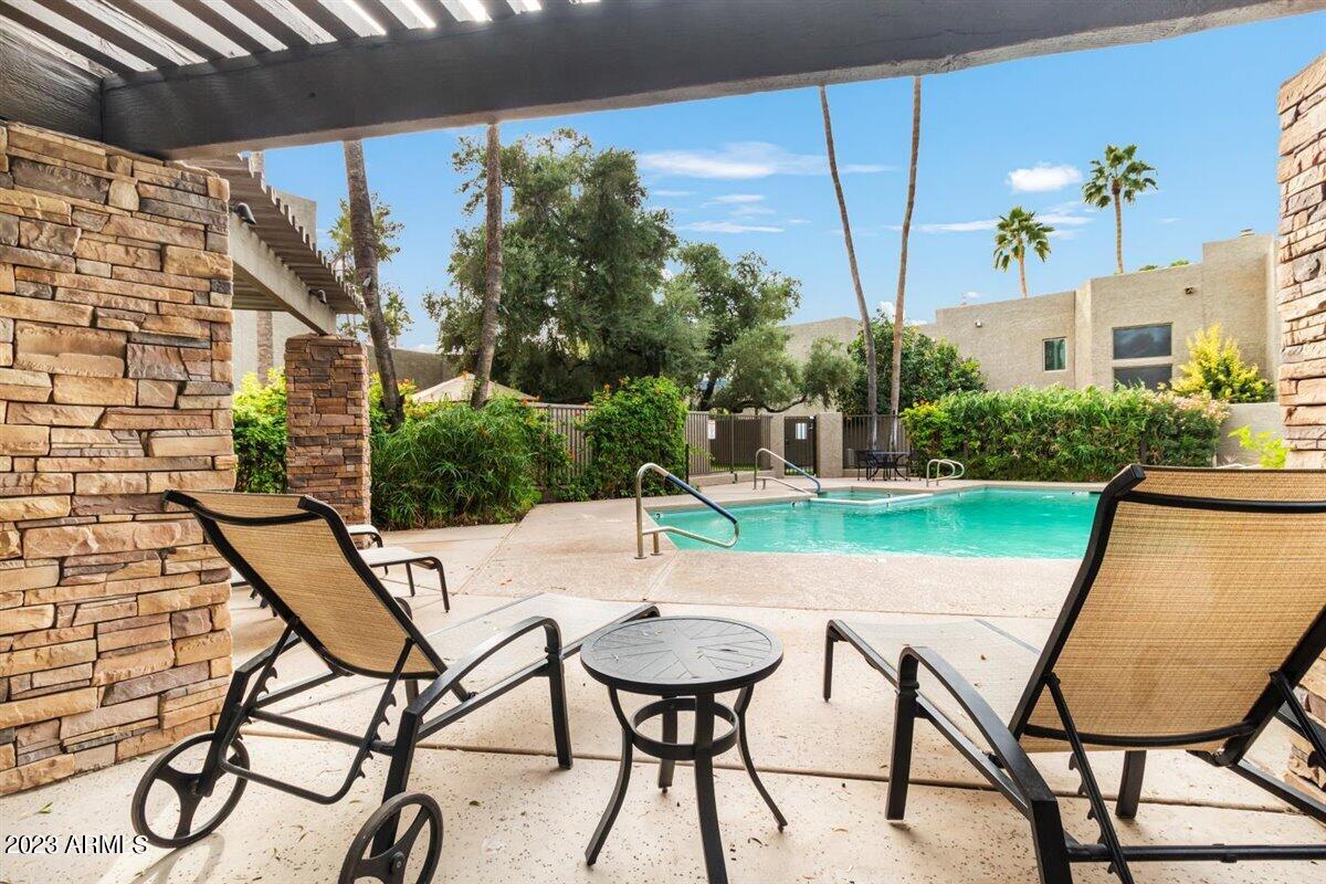 7209 E MCDONALD Drive # 15