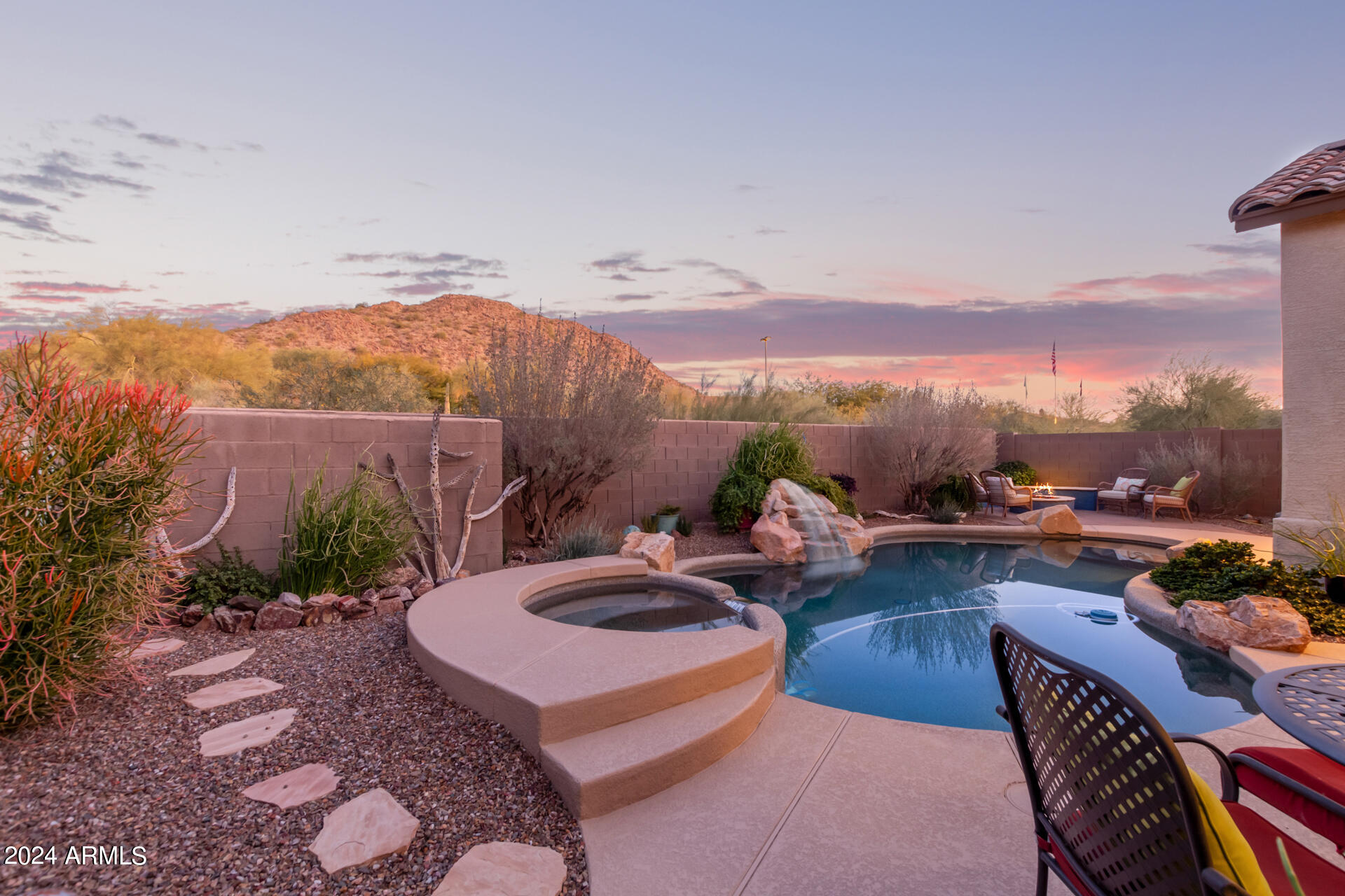 3639 N SONORAN Hills