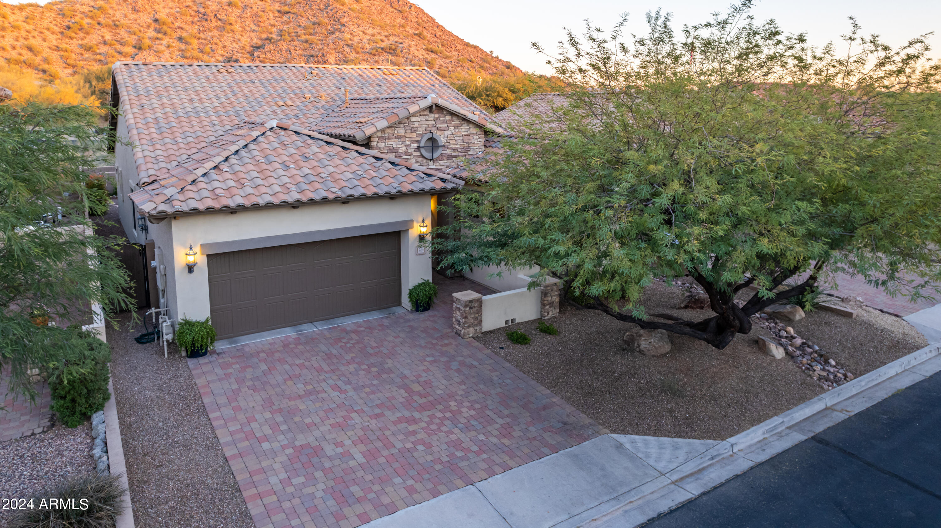 3639 N SONORAN Hills