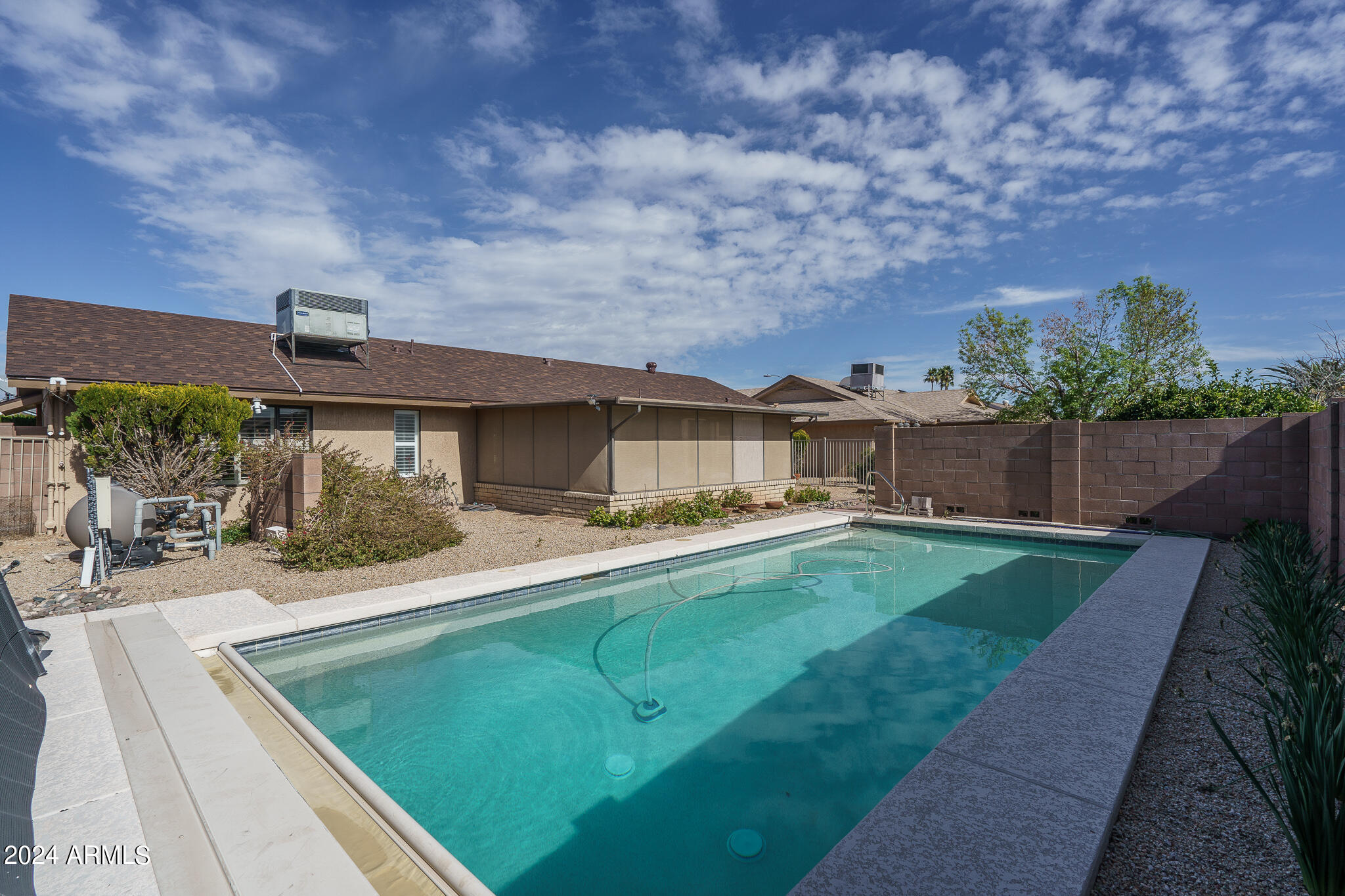 13637 W GARDENVIEW Drive