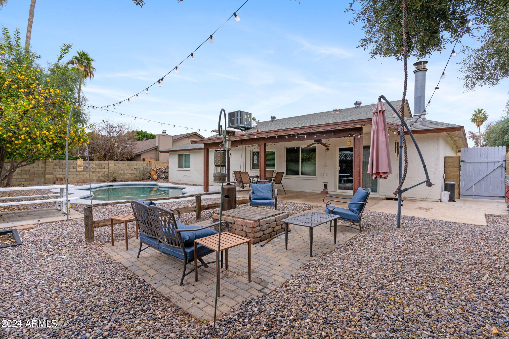 842 W NOPAL Avenue