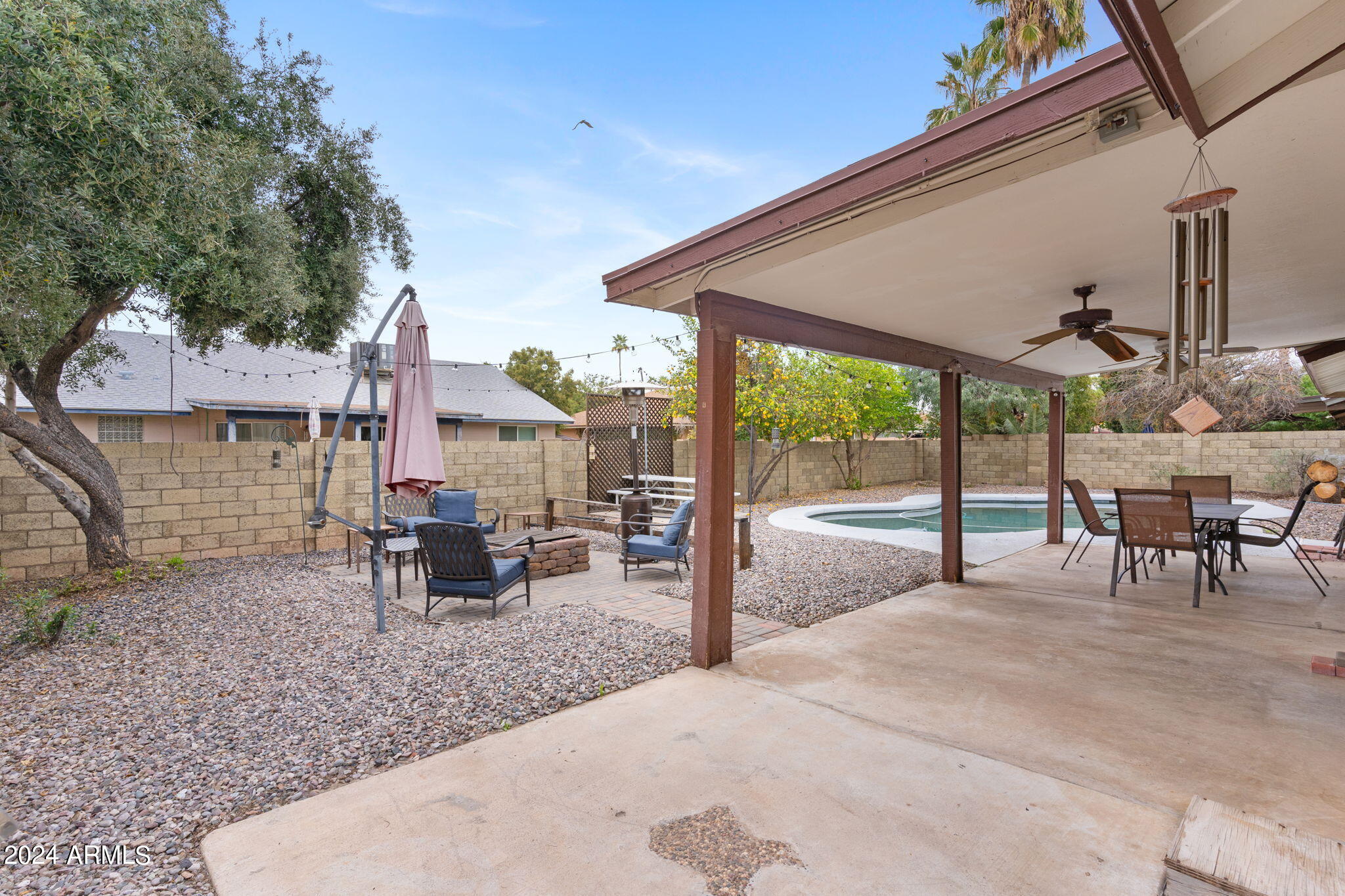 842 W NOPAL Avenue