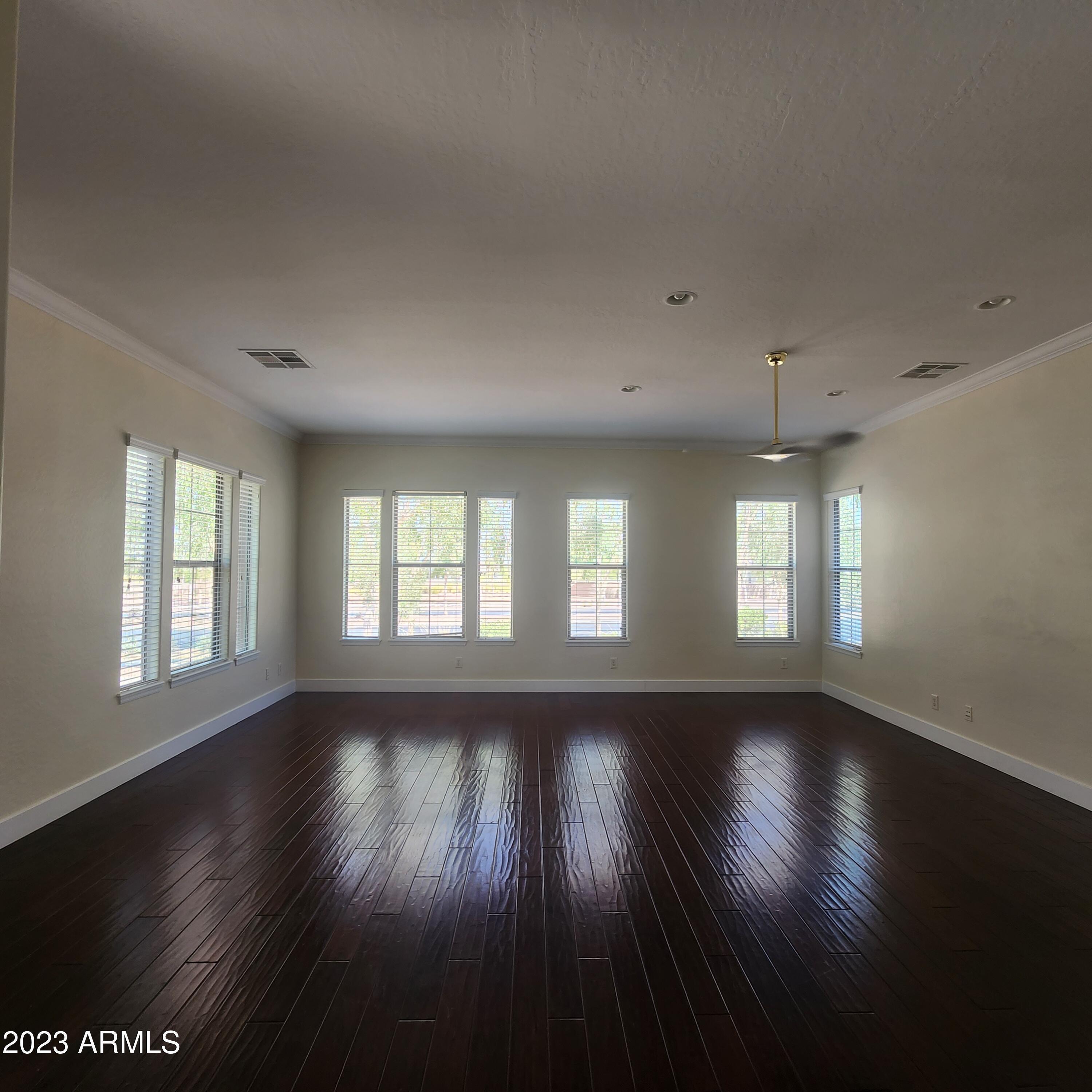 4553 N Point Ridge Road