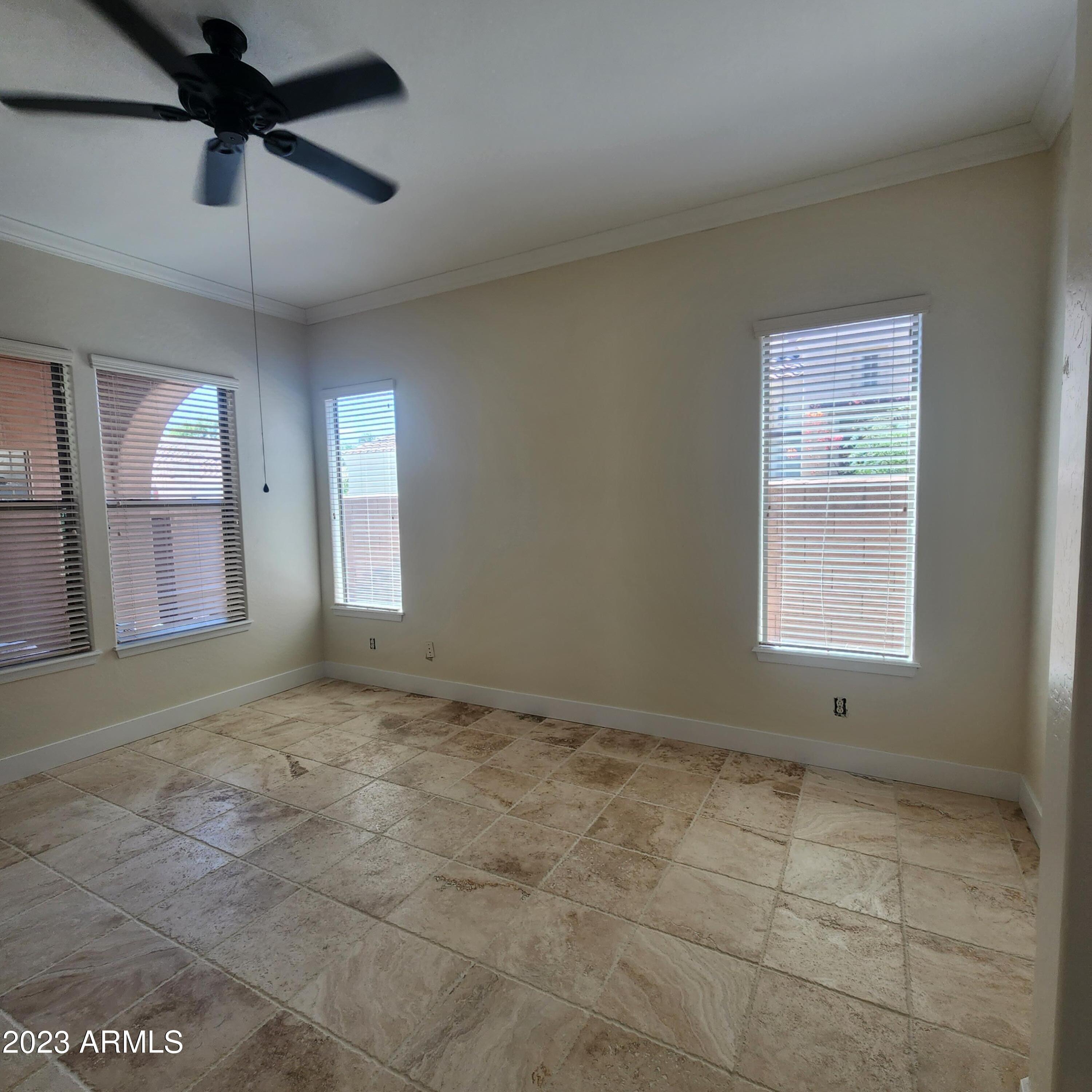 4553 N Point Ridge Road