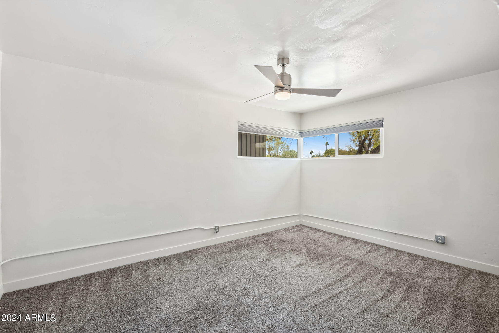 1808 N 80TH Place