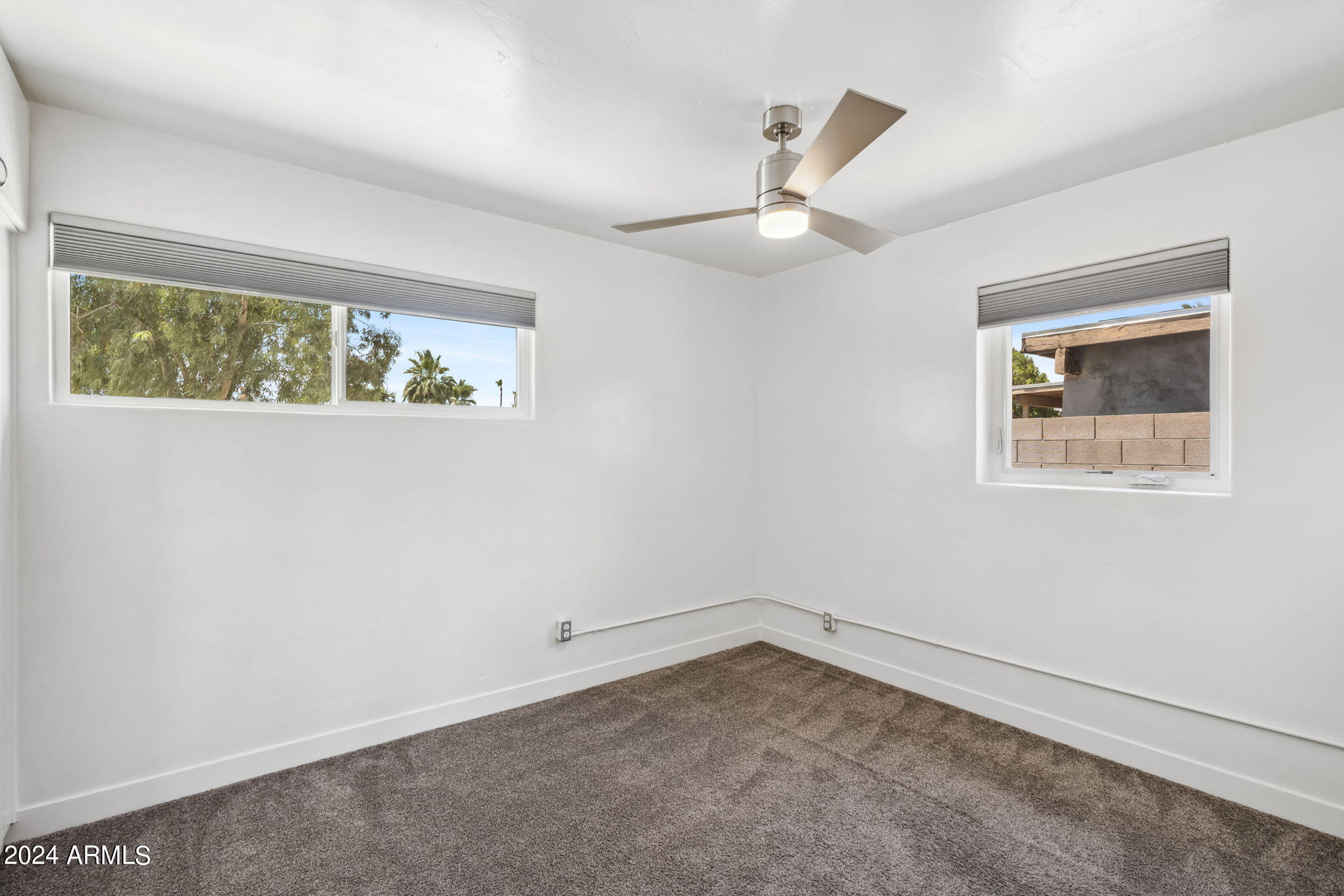 1808 N 80TH Place