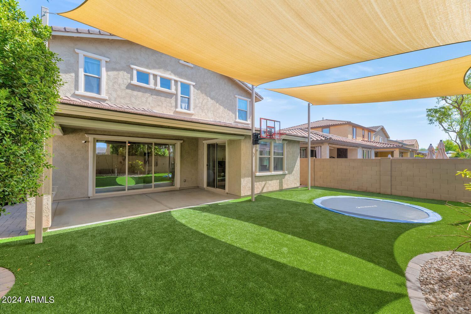 9969 W LOUISE Drive