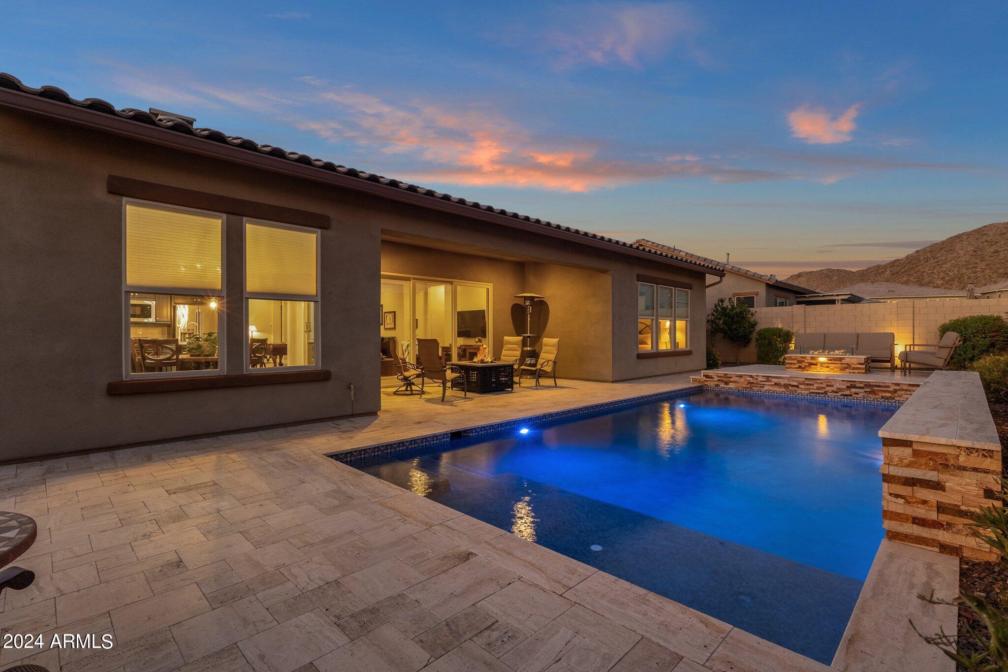 3611 W HIDDENVIEW Drive