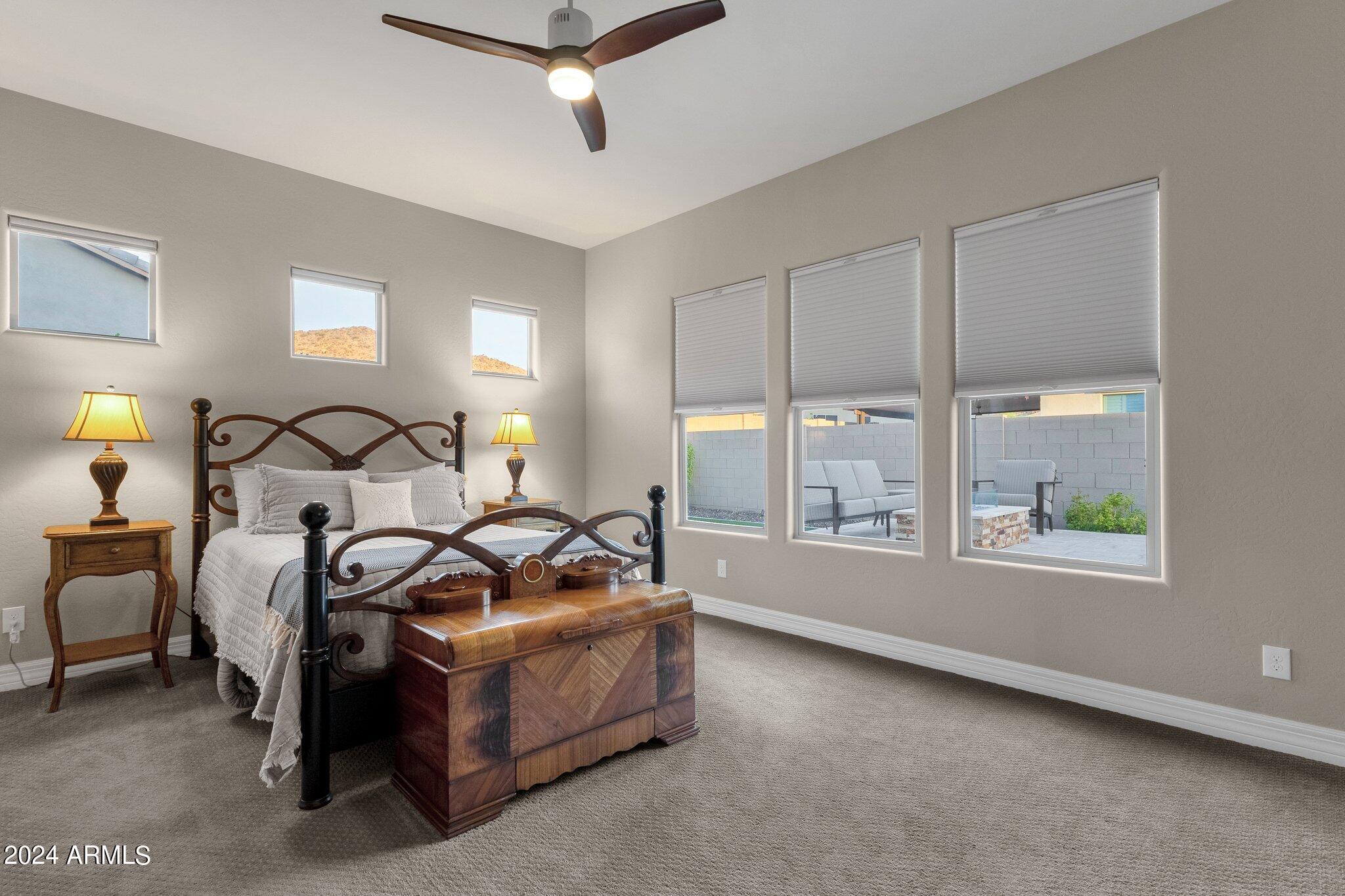 3611 W HIDDENVIEW Drive