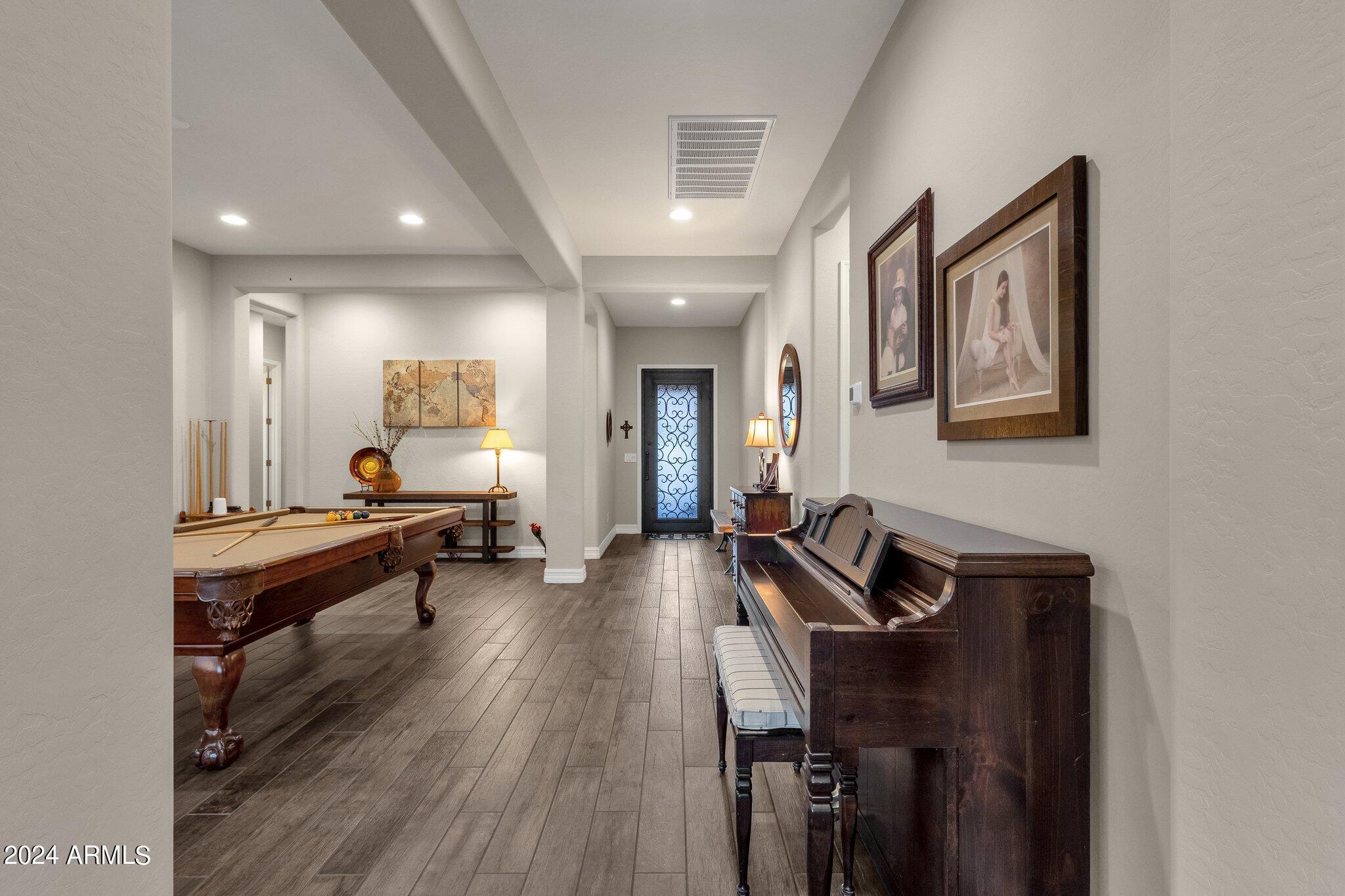 3611 W HIDDENVIEW Drive