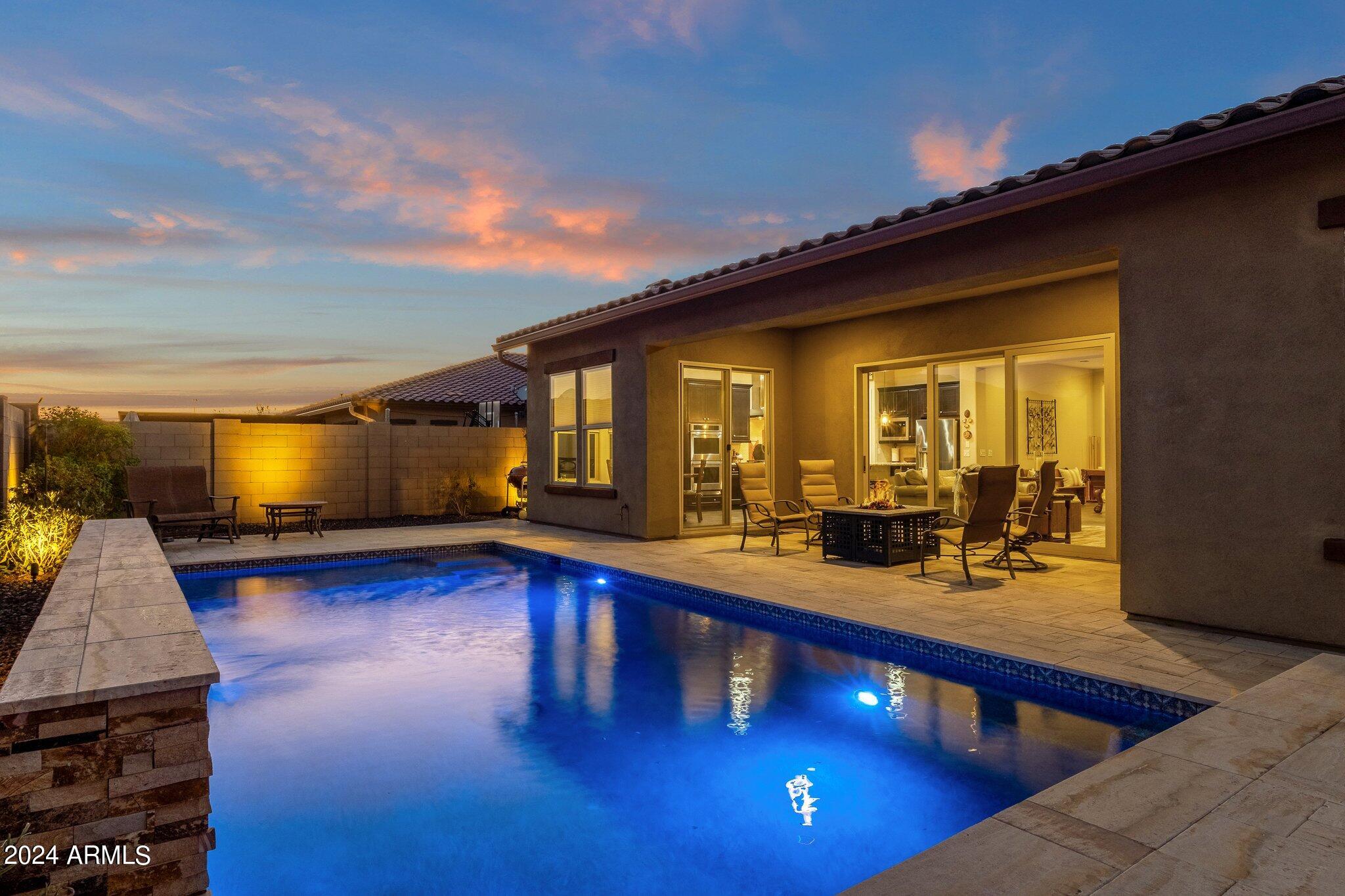 3611 W HIDDENVIEW Drive