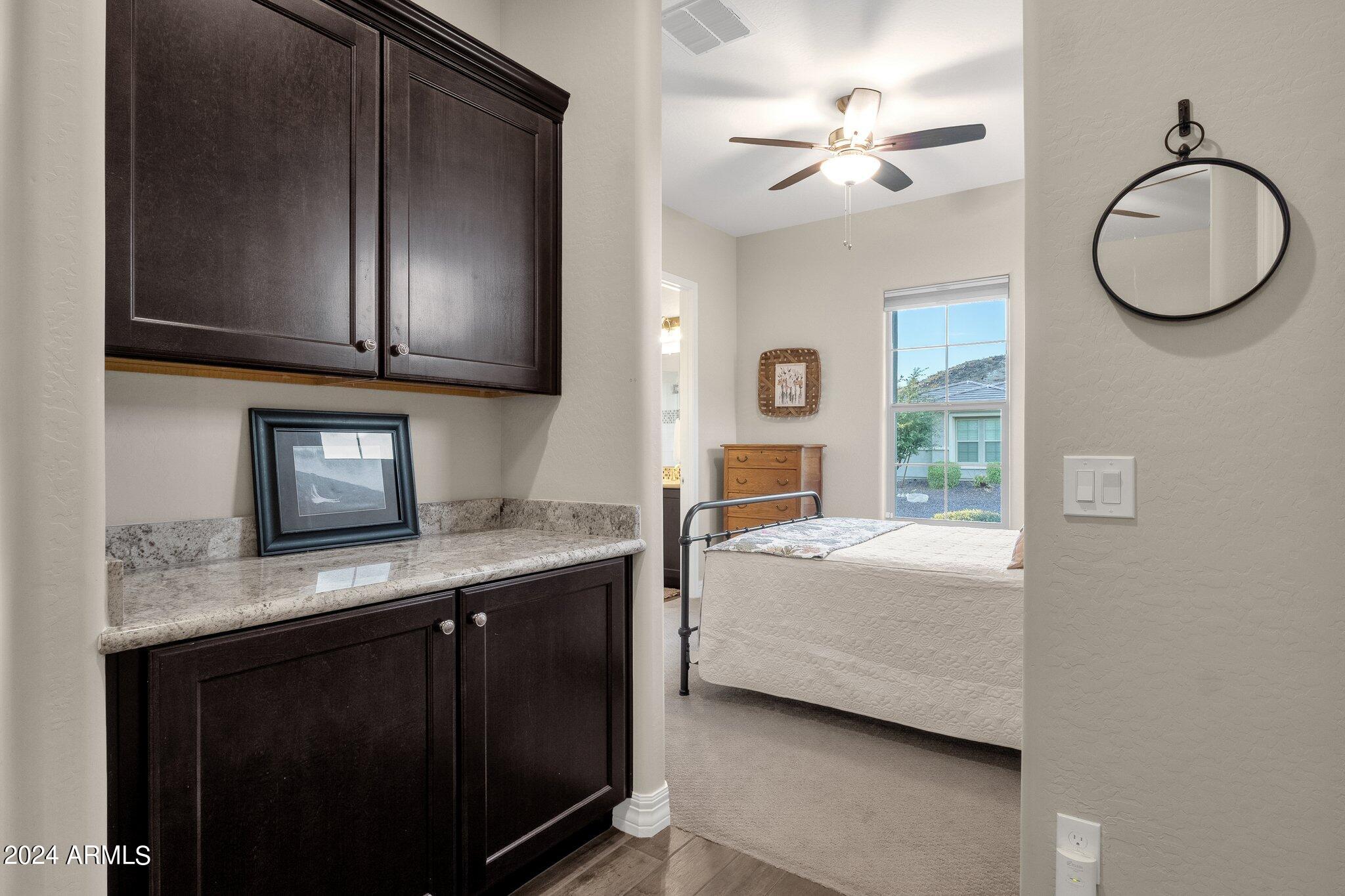 3611 W HIDDENVIEW Drive