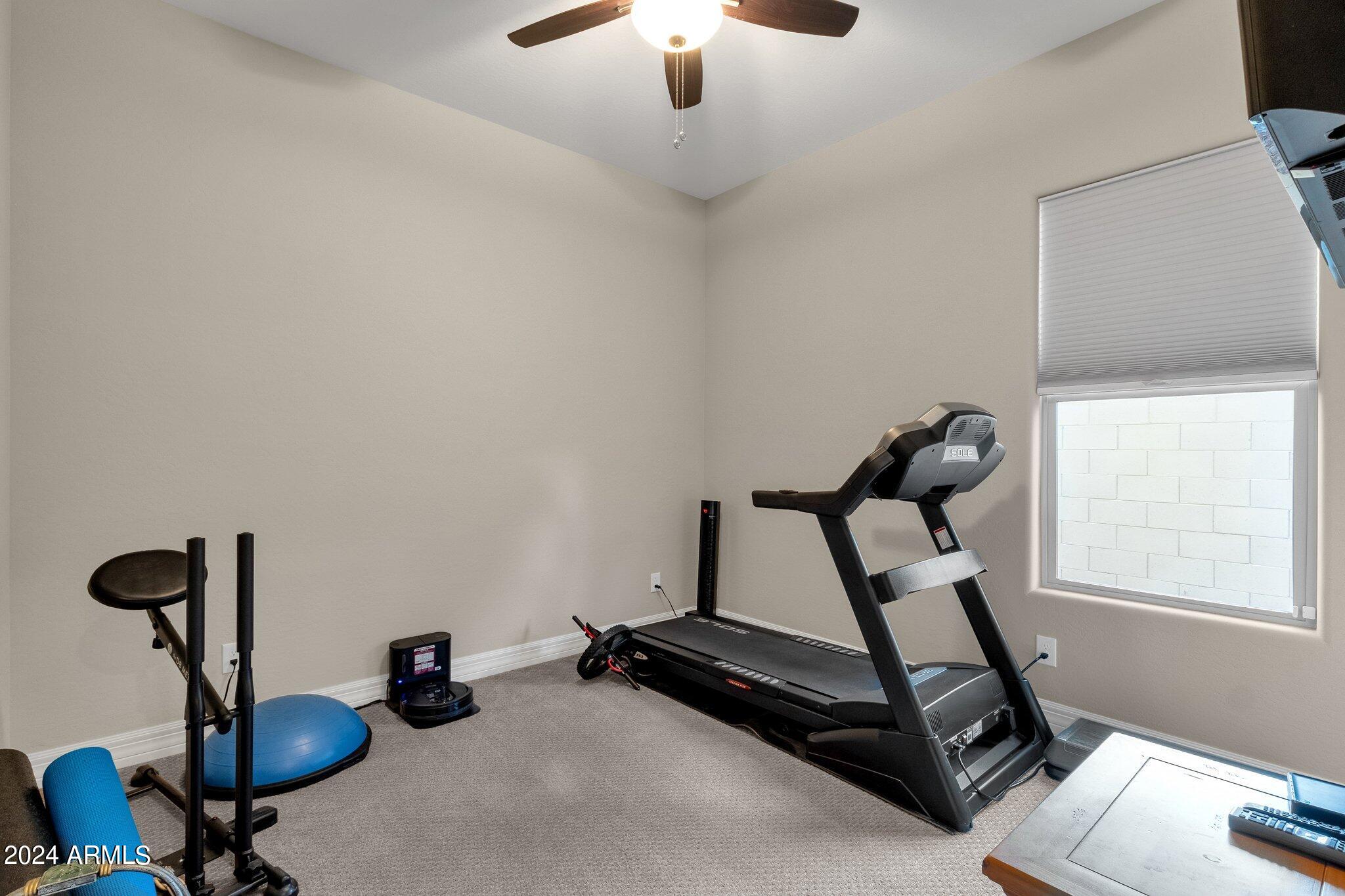 3611 W HIDDENVIEW Drive