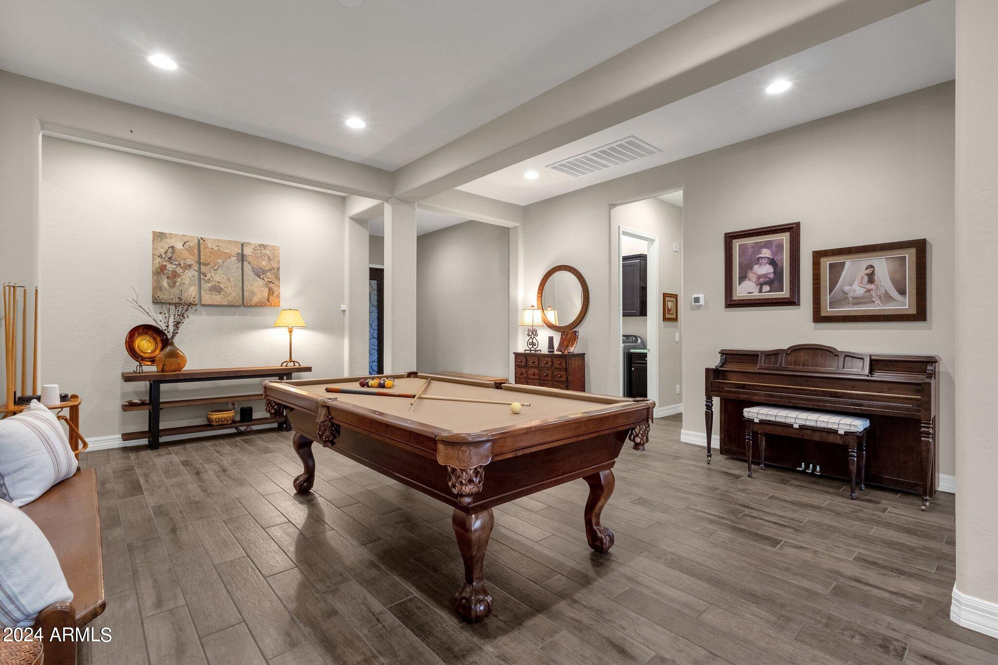 3611 W HIDDENVIEW Drive