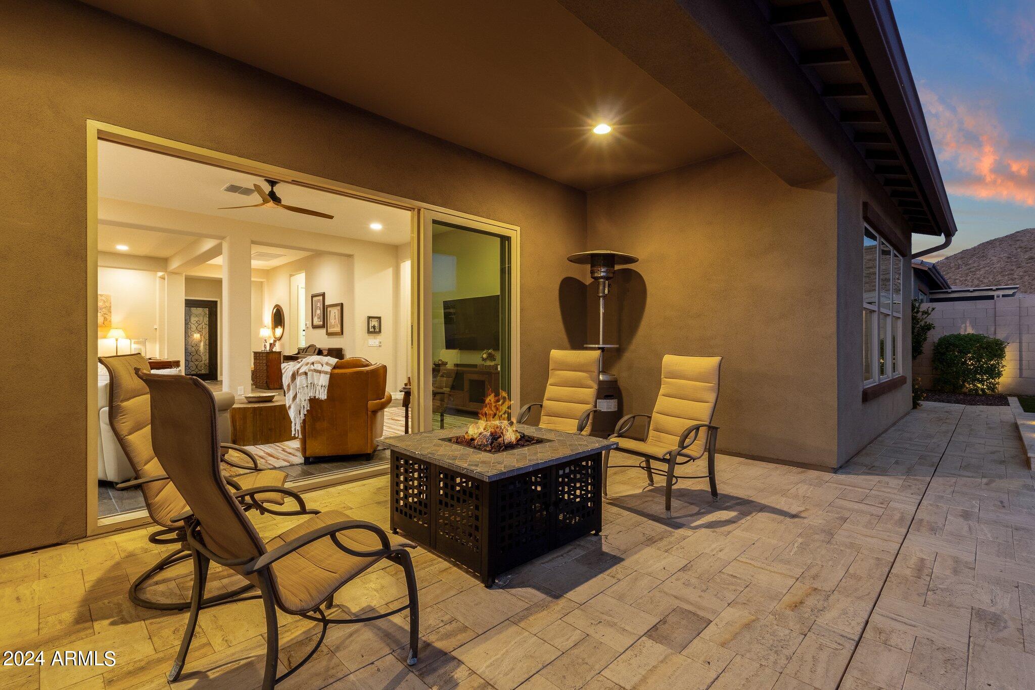 3611 W HIDDENVIEW Drive