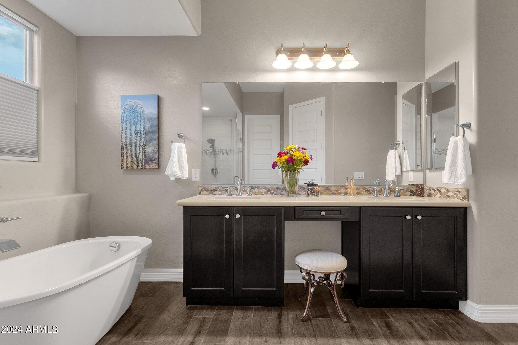 3611 W HIDDENVIEW Drive