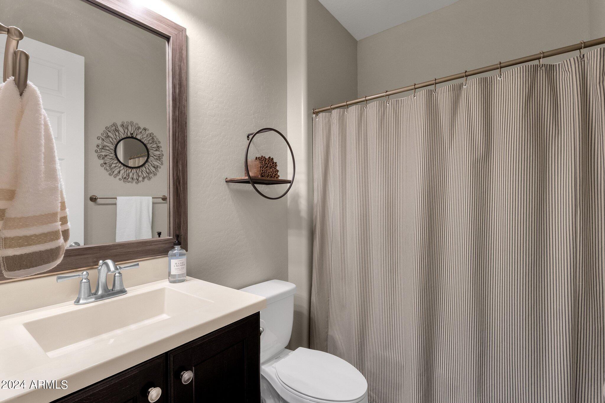 3611 W HIDDENVIEW Drive