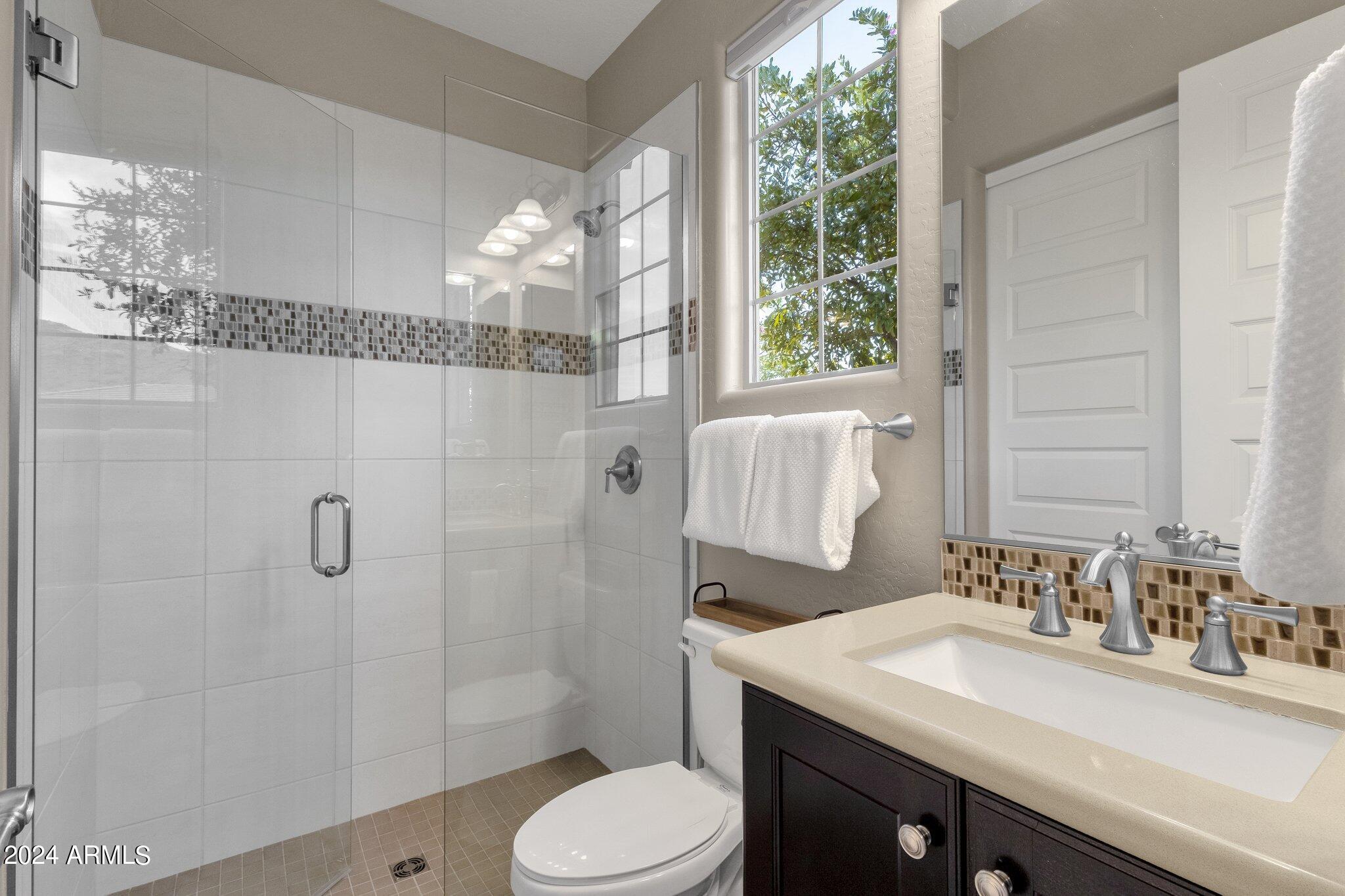 3611 W HIDDENVIEW Drive