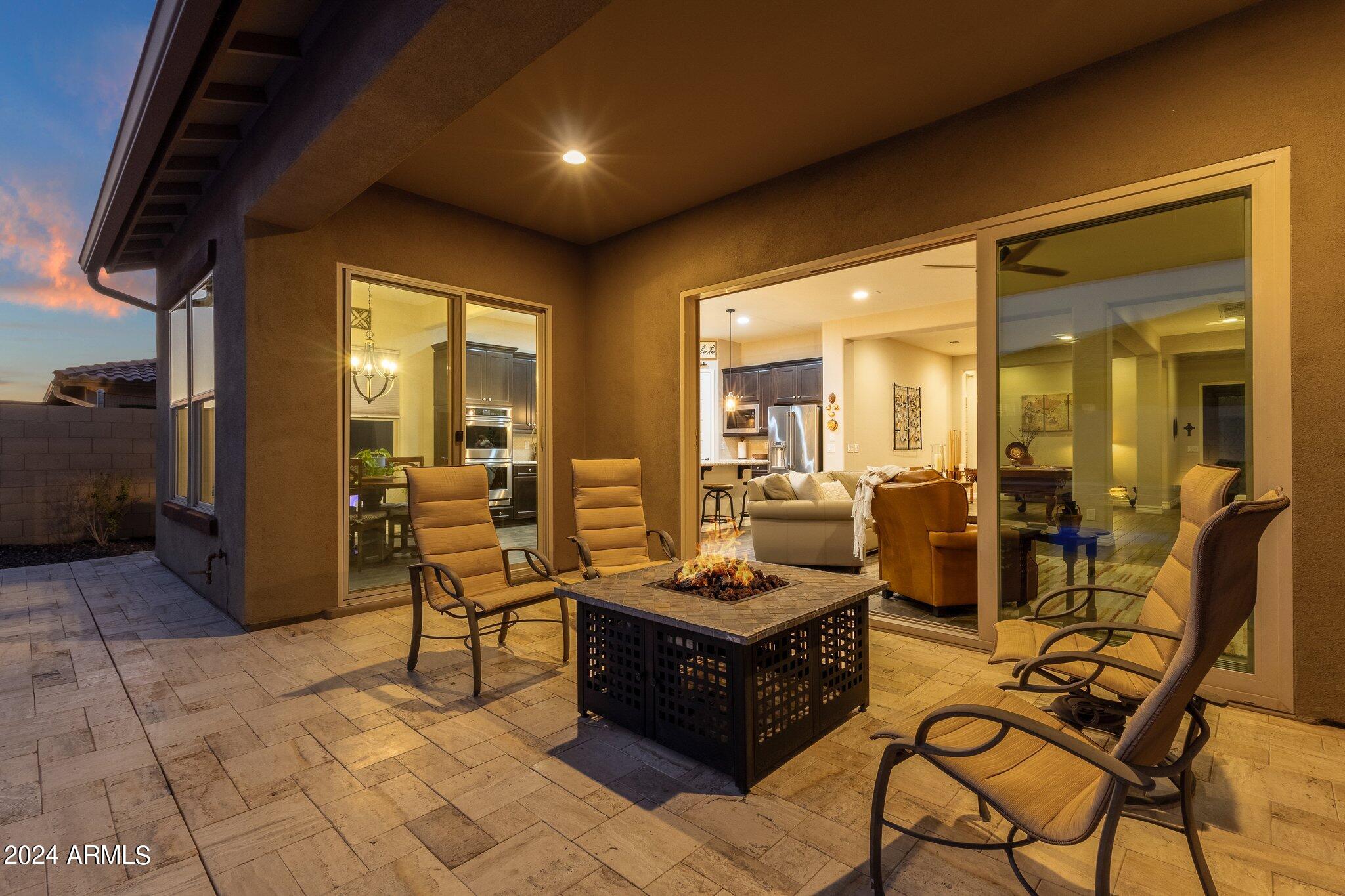 3611 W HIDDENVIEW Drive