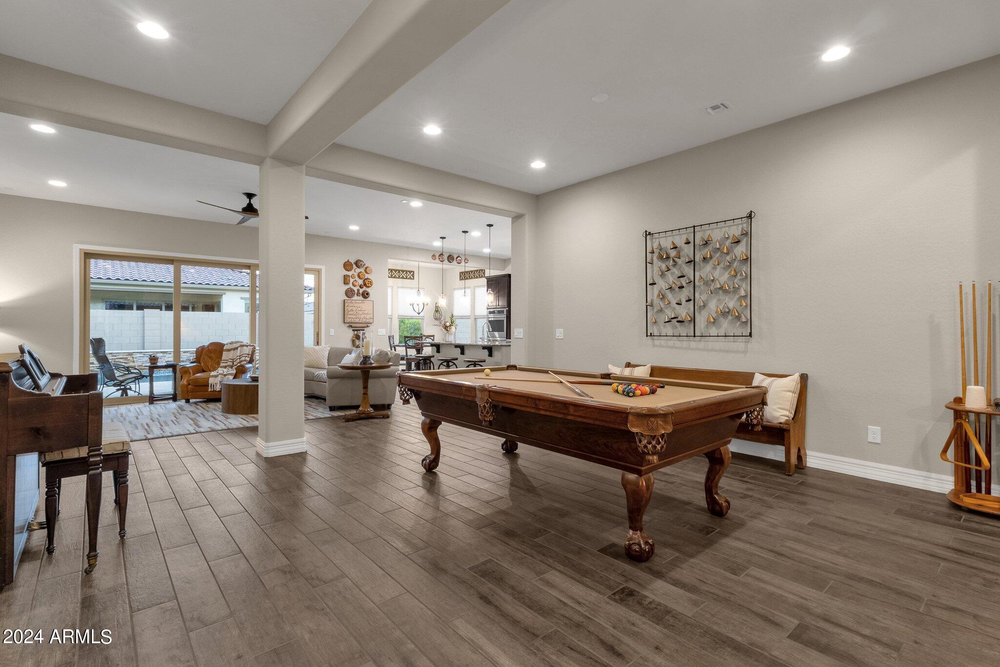 3611 W HIDDENVIEW Drive