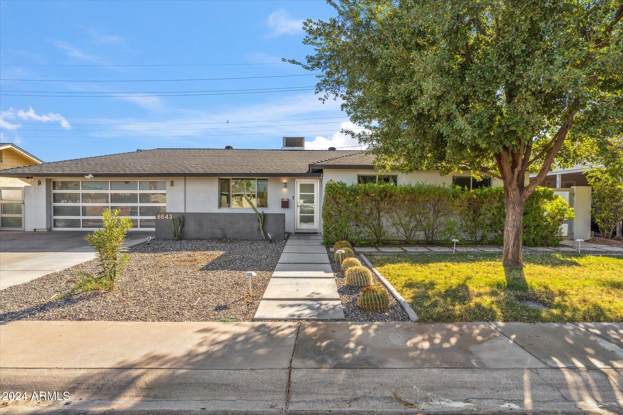 6643 E VERNON Avenue