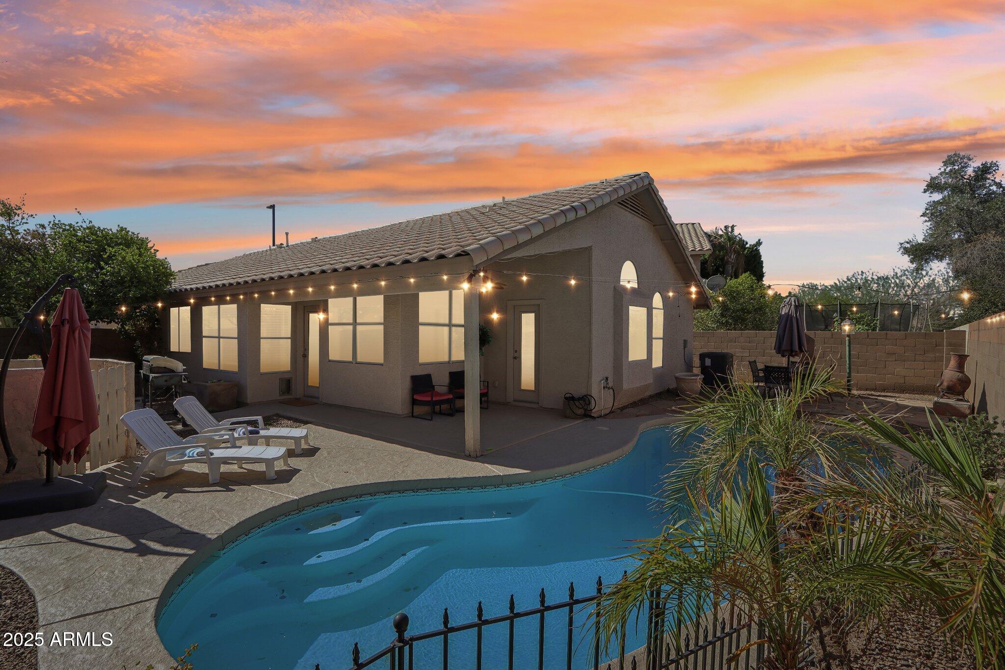 3804 E ENCINAS Avenue