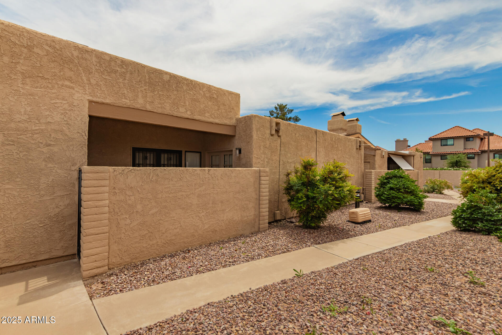 1217 N MILLER Road, 32