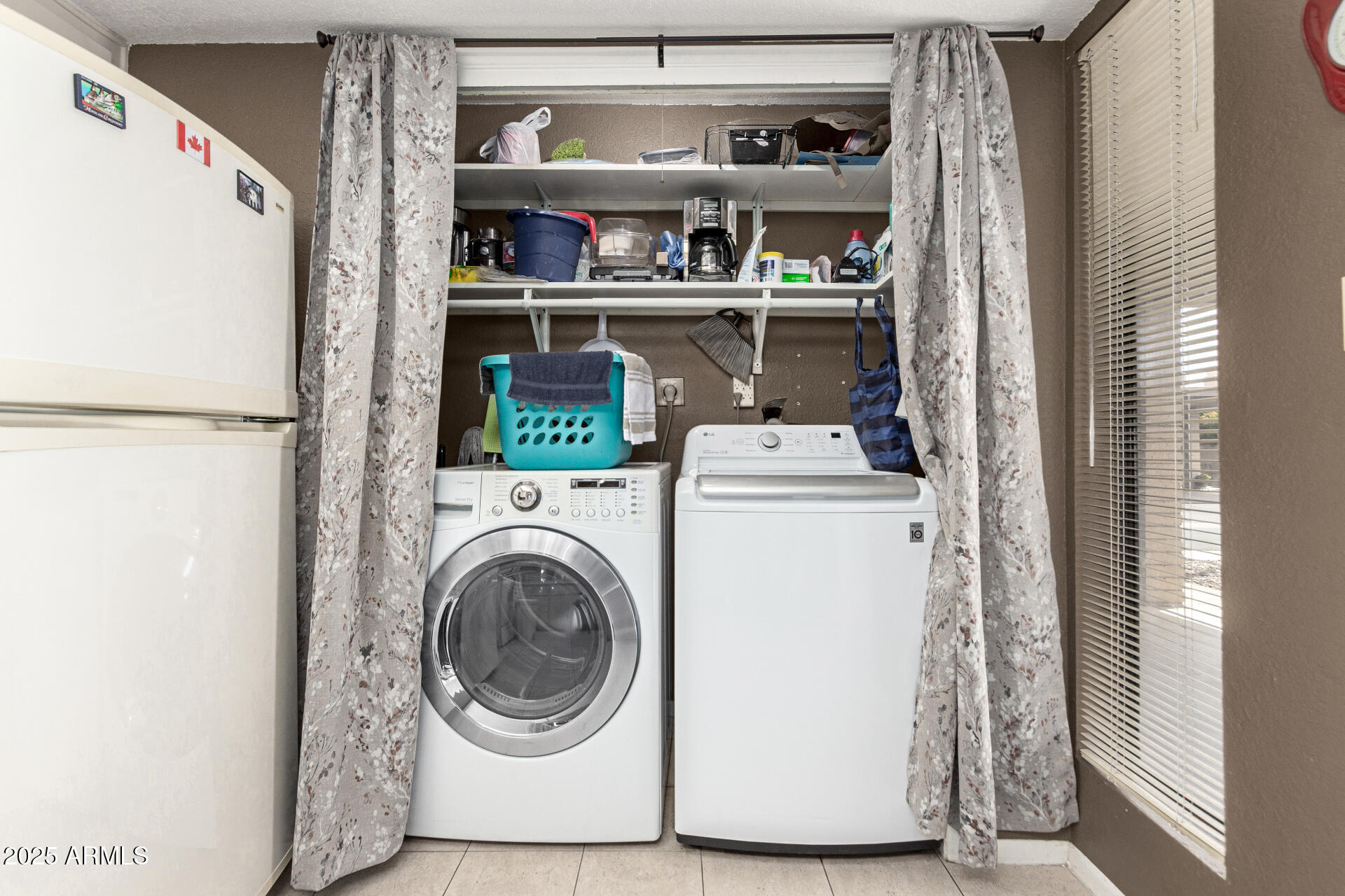 1217 N MILLER Road, 32