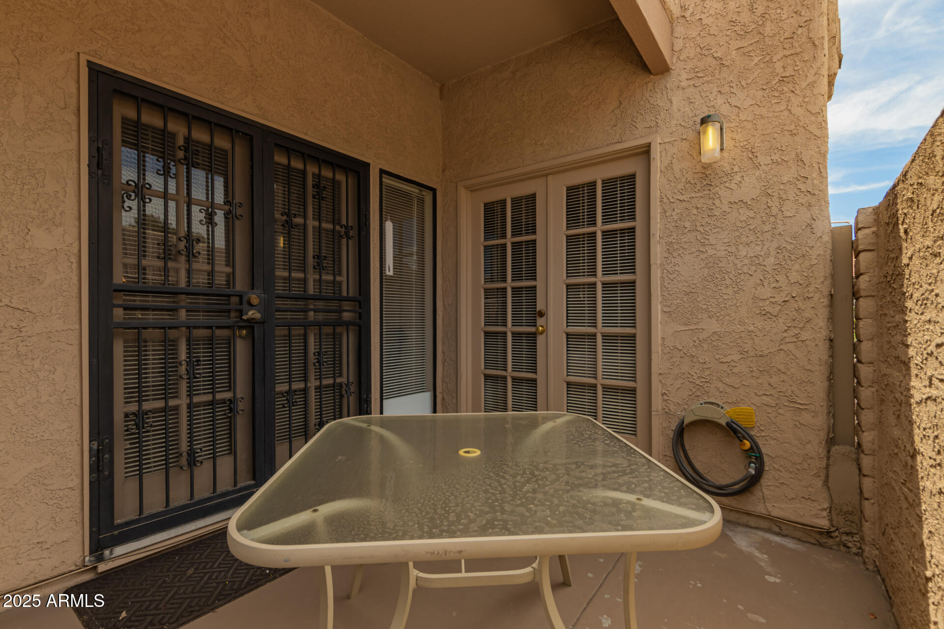 1217 N MILLER Road, 32