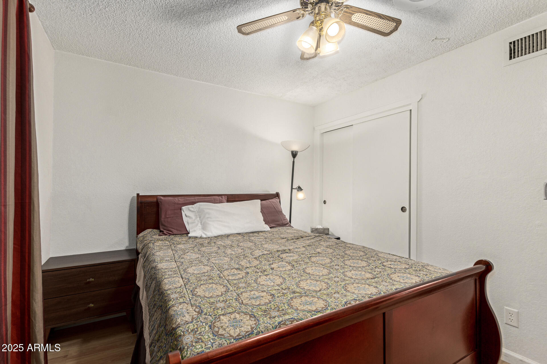 1217 N MILLER Road, 32